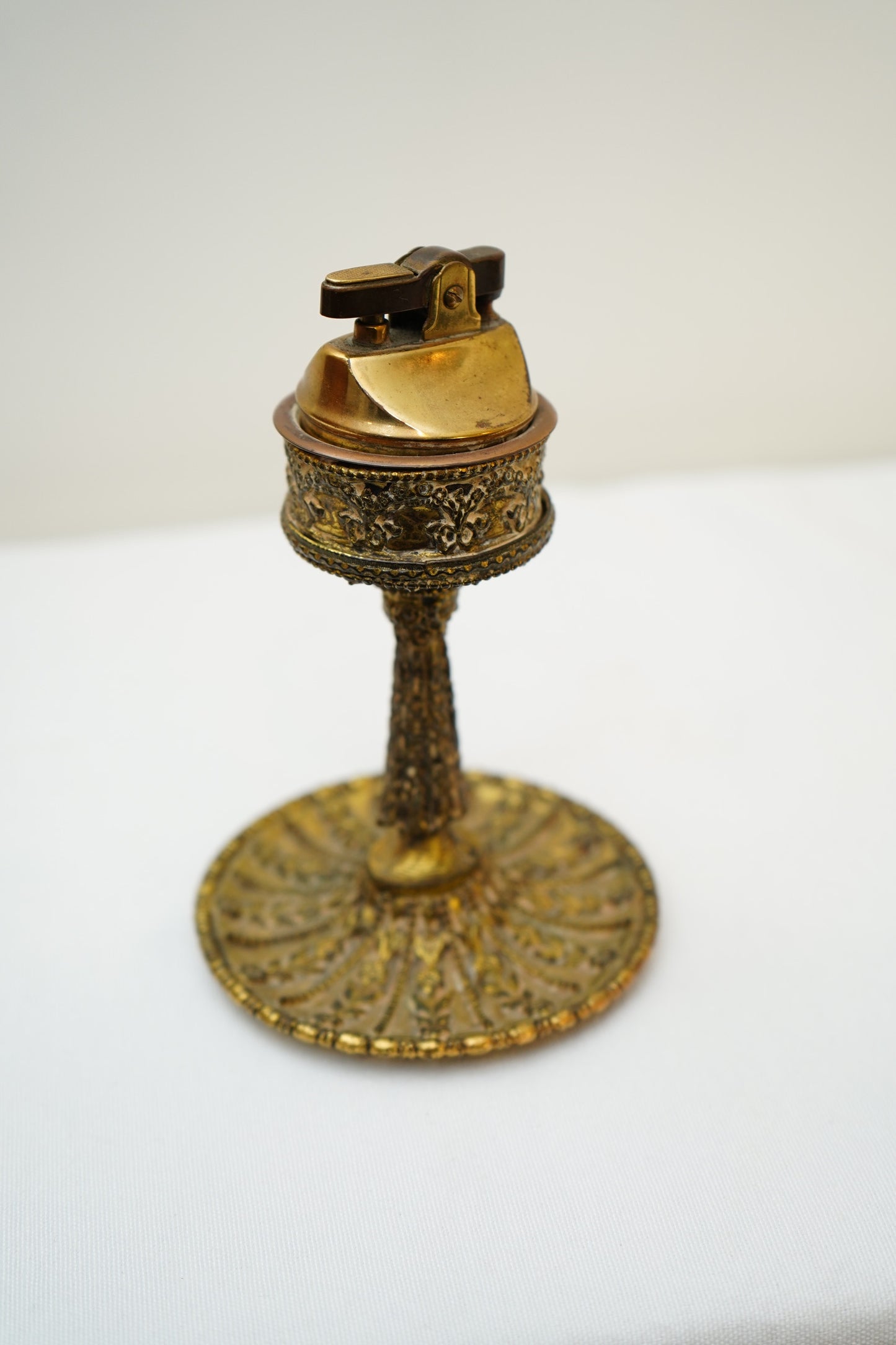 Vintage Gilt Filigree Pedestal Table Lighter Stand, Rococo Revival Tobacciana