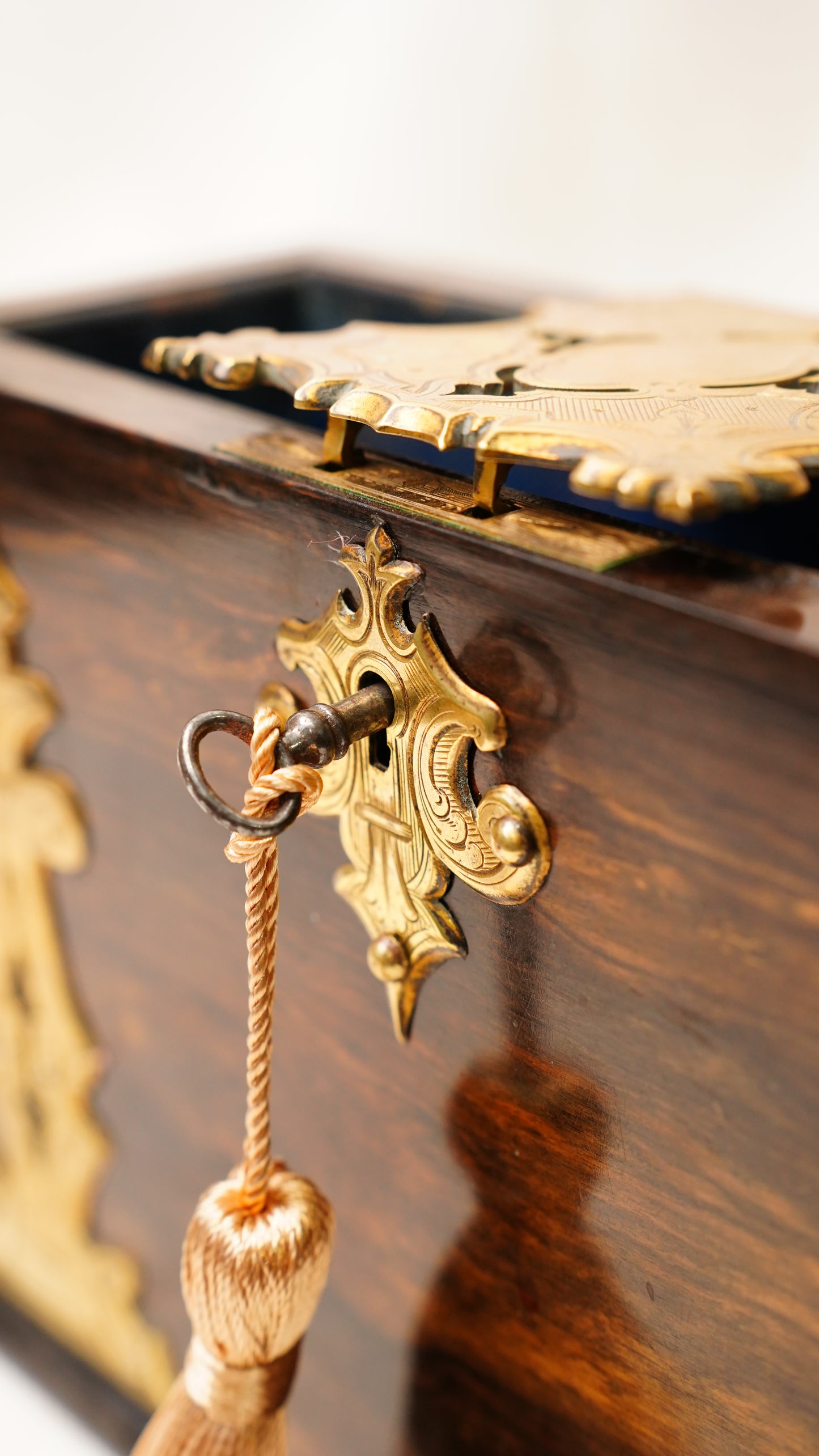 Antique Rosewood Spring Opening Stationery Box