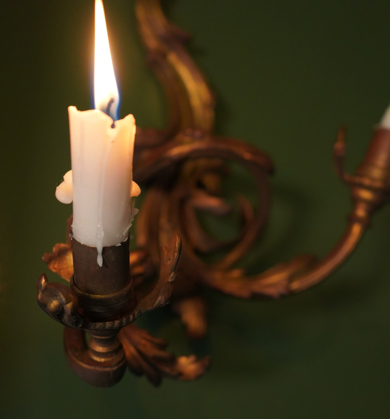 Antique French Rococo Gilt Bronze Wall Sconces (Pair) | Antique French Bronze Wall Lighting