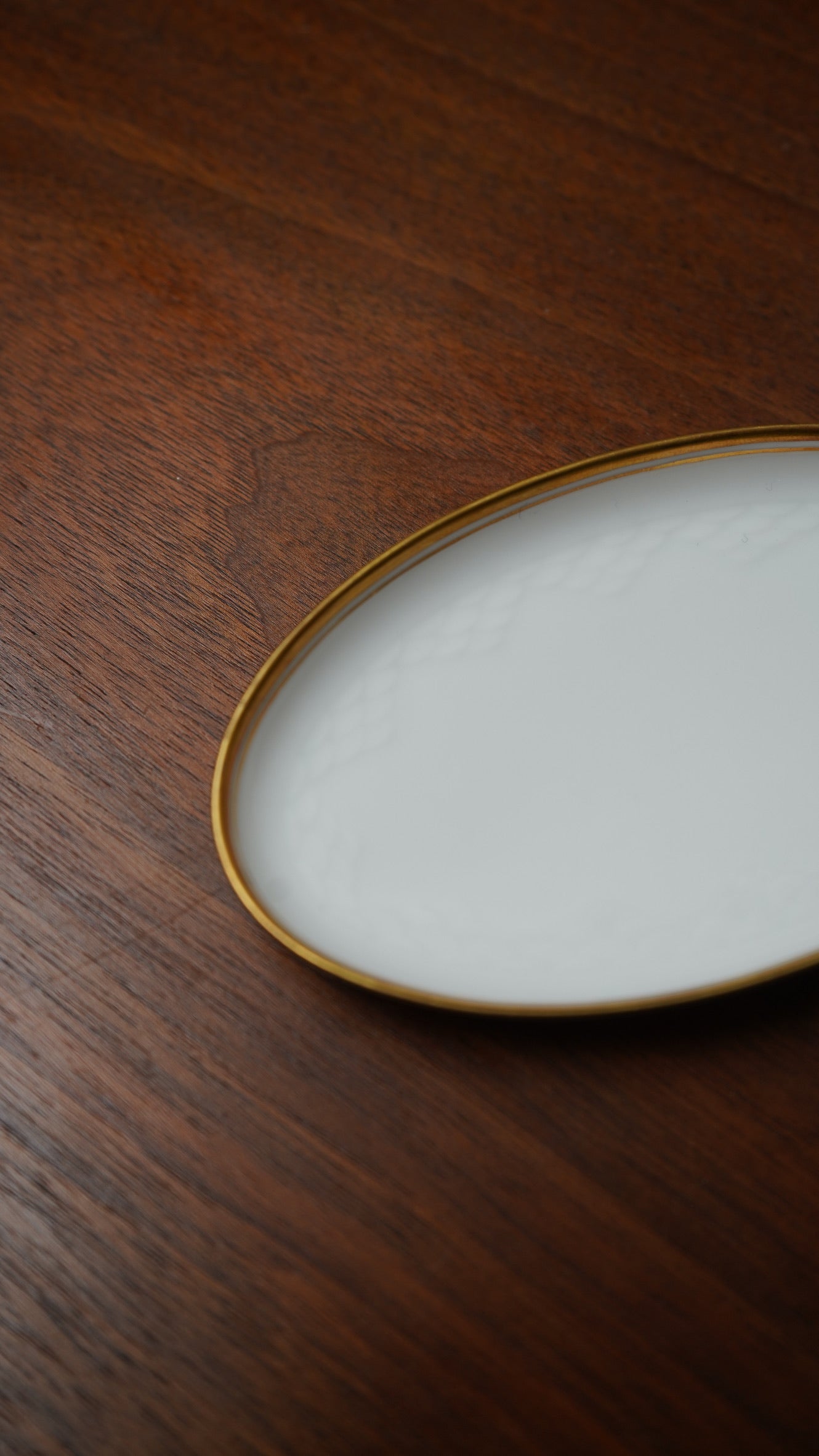 Royal Copenhagen White Porcelain Oval Ring Dish with Gold Rim – Made in Denmark