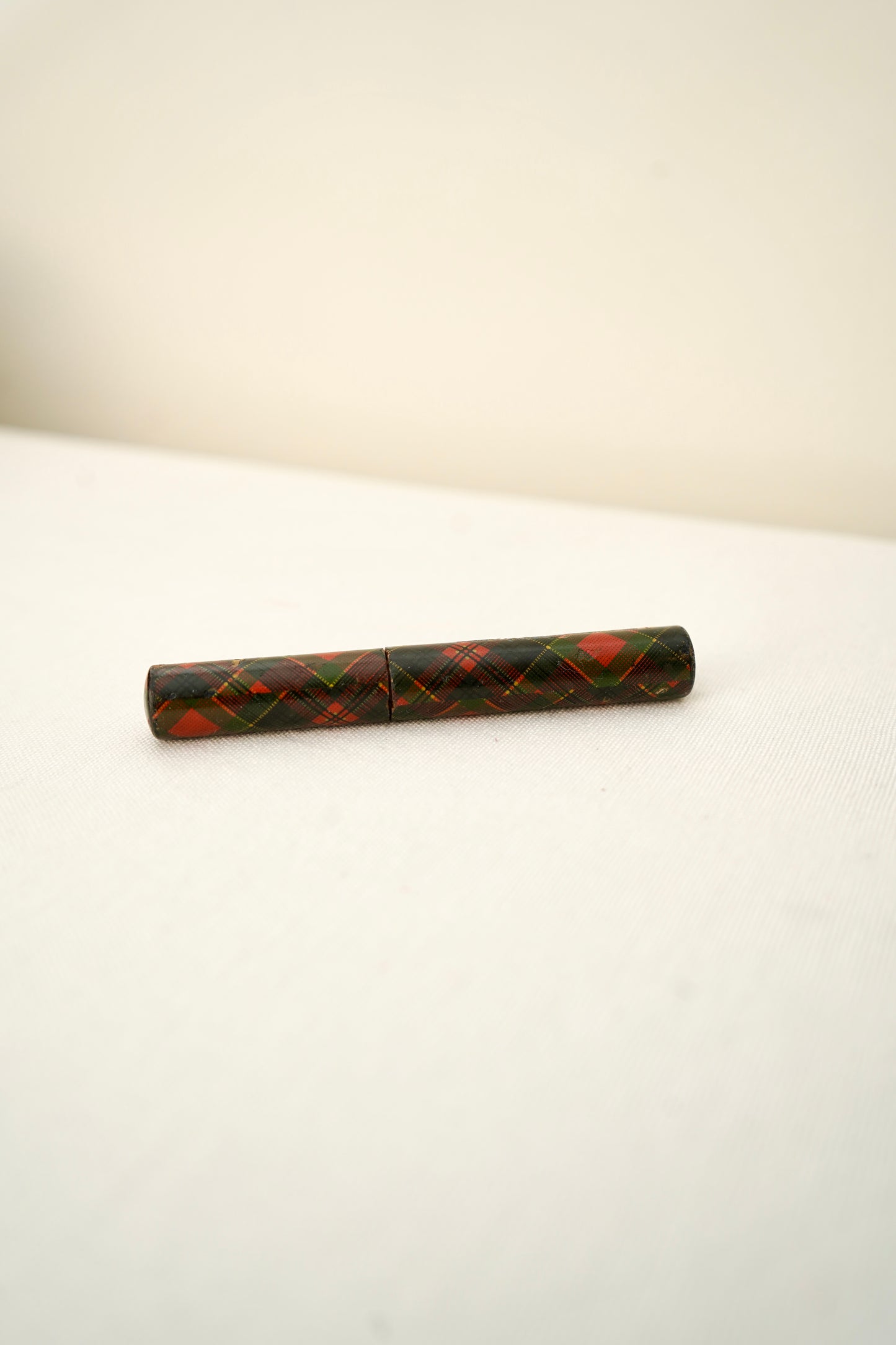 Victorian Scottish Tartanware Needle Case with Needles, McPherson Tartan, c. 1870–1900