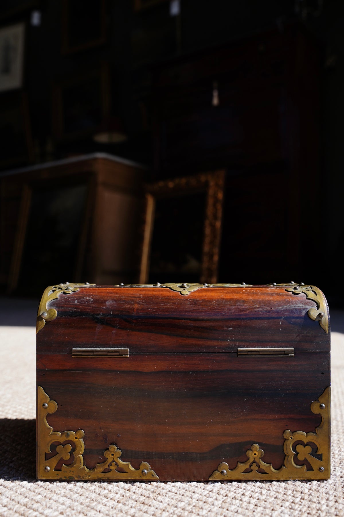Antique Georgian Rosewood Domed Tea Caddy