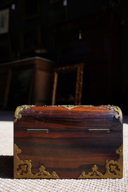 Antique Georgian Rosewood Domed Tea Caddy