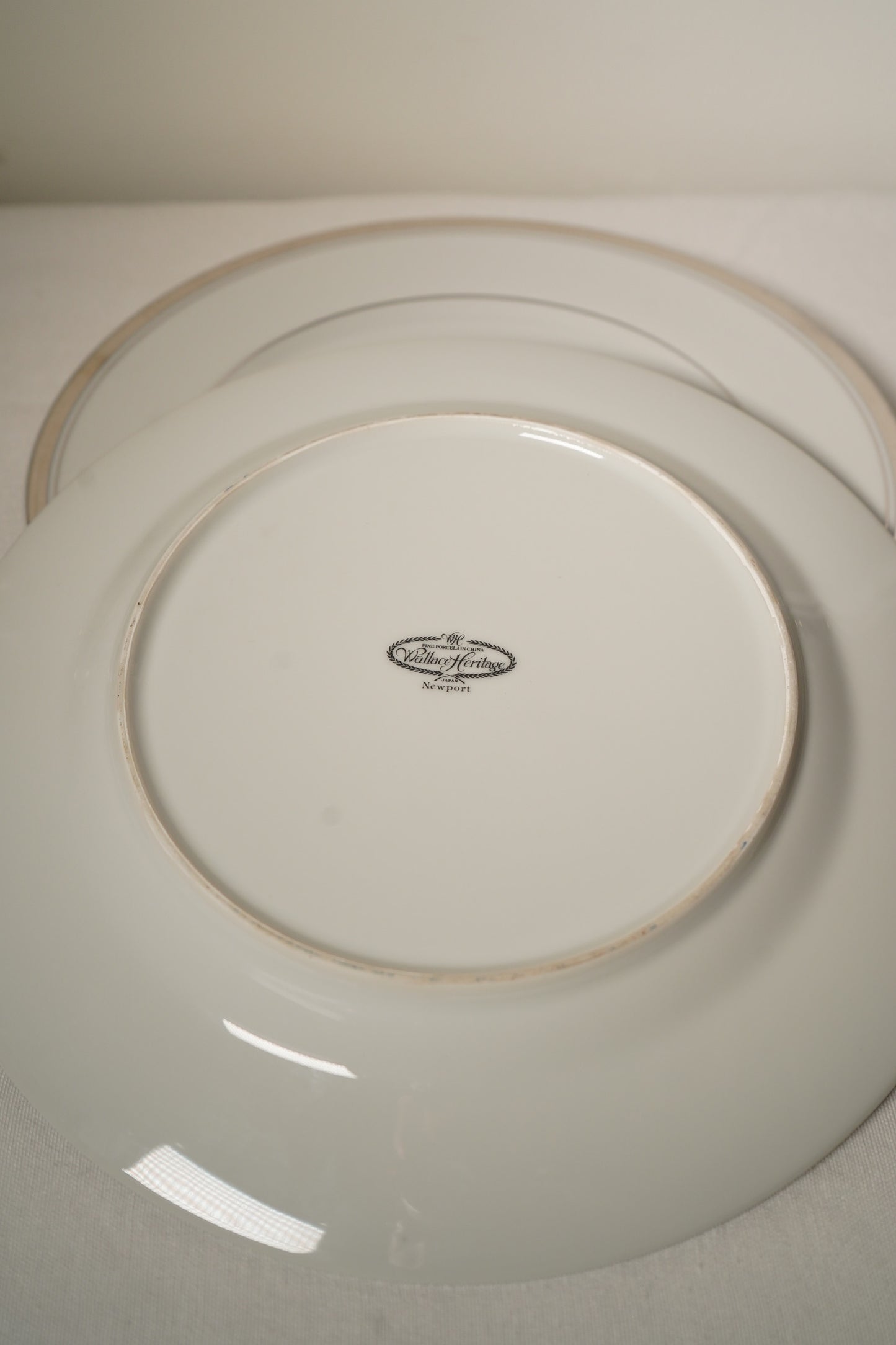 Lenox Wallace Heritage Newport White and Silver Dinner Plates Fine Porcelain 10.5 Inch Set