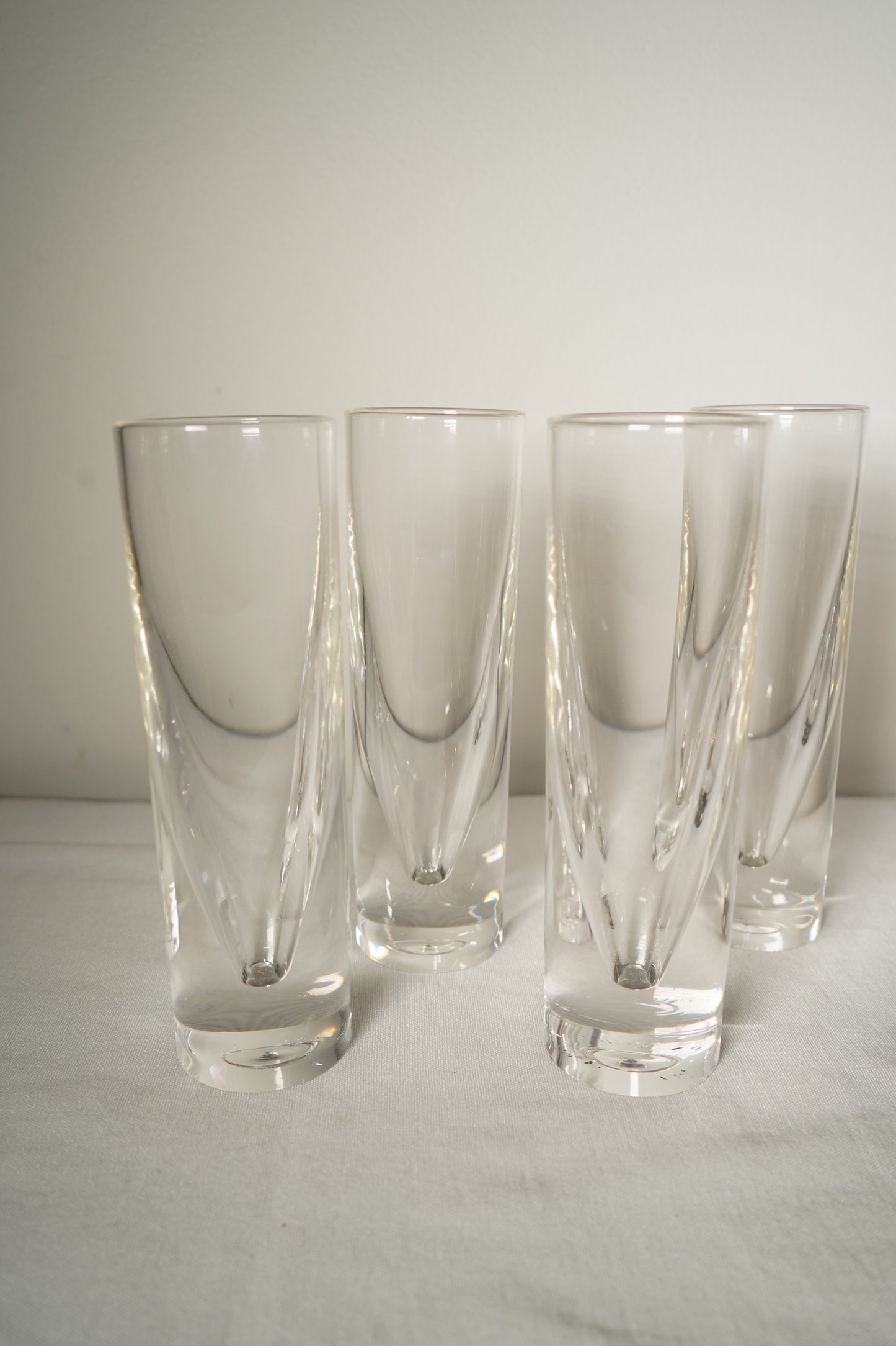 Set of Six 1970s Lucite Sculptural Highball Tumblers, Italian Modernist Style Barware