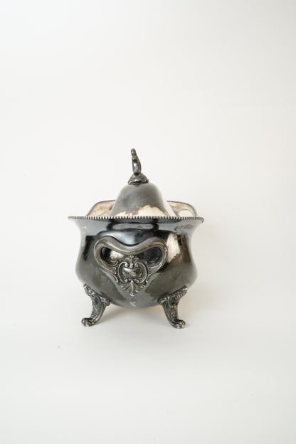 Antique Meriden Silver Plate Covered Tureen Serving Dish with Claw Feet