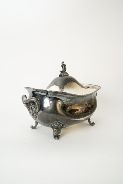 Antique Meriden Silver Plate Covered Tureen Serving Dish with Claw Feet