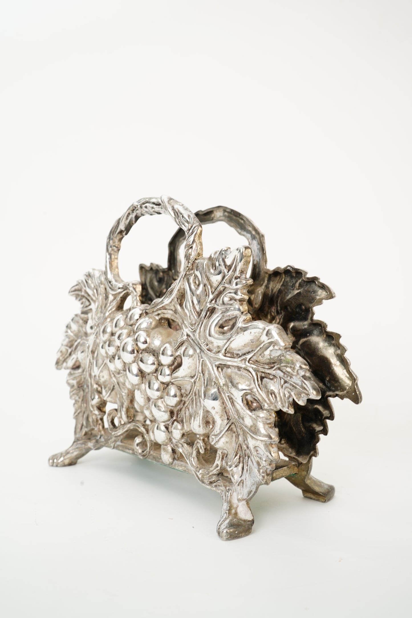 Vintage Godinger Silver Plate Grapevine Napkin Holder