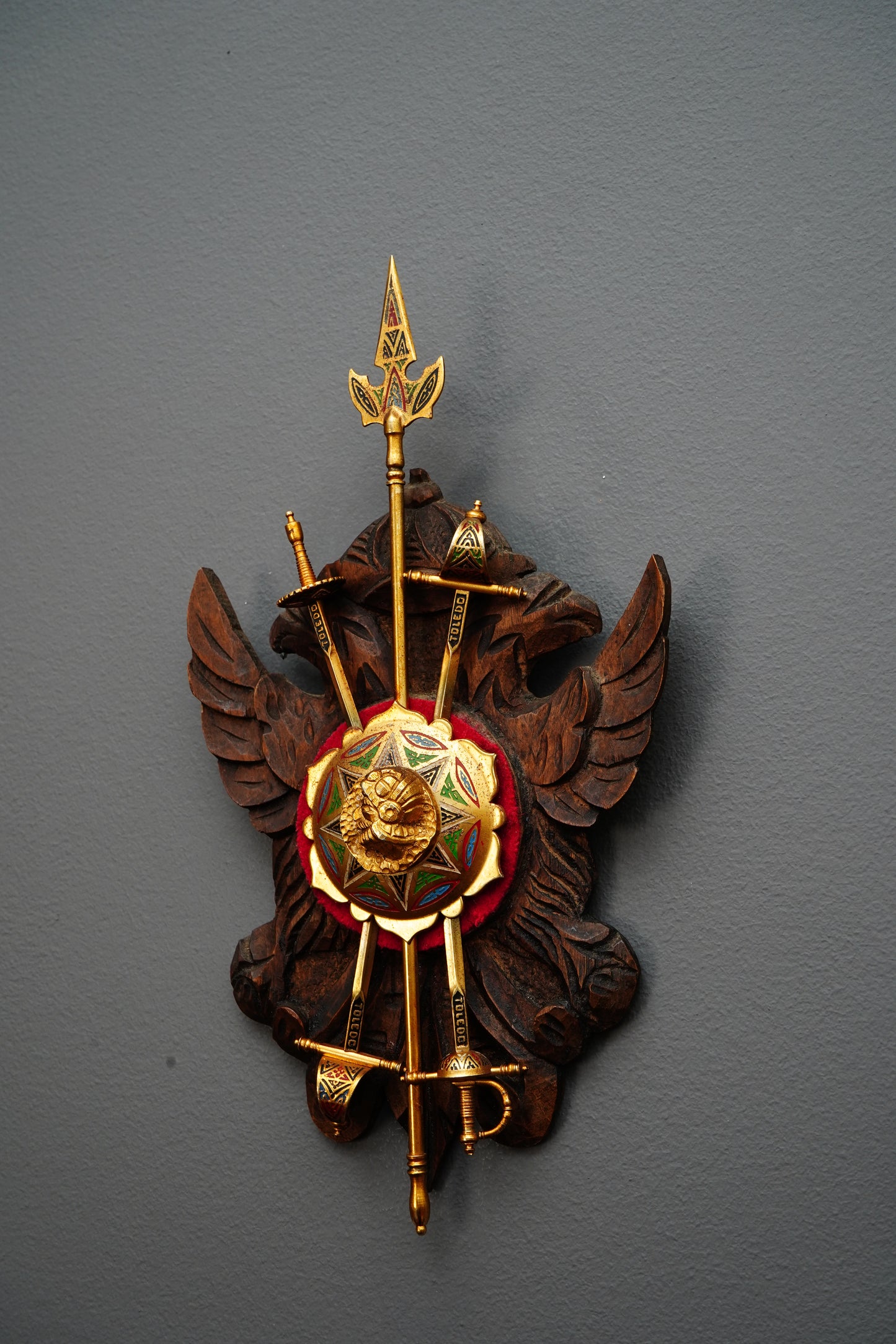 Vintage Spanish Toledo Miniature Wall Plaque | Hand-Carved Heraldic Crest