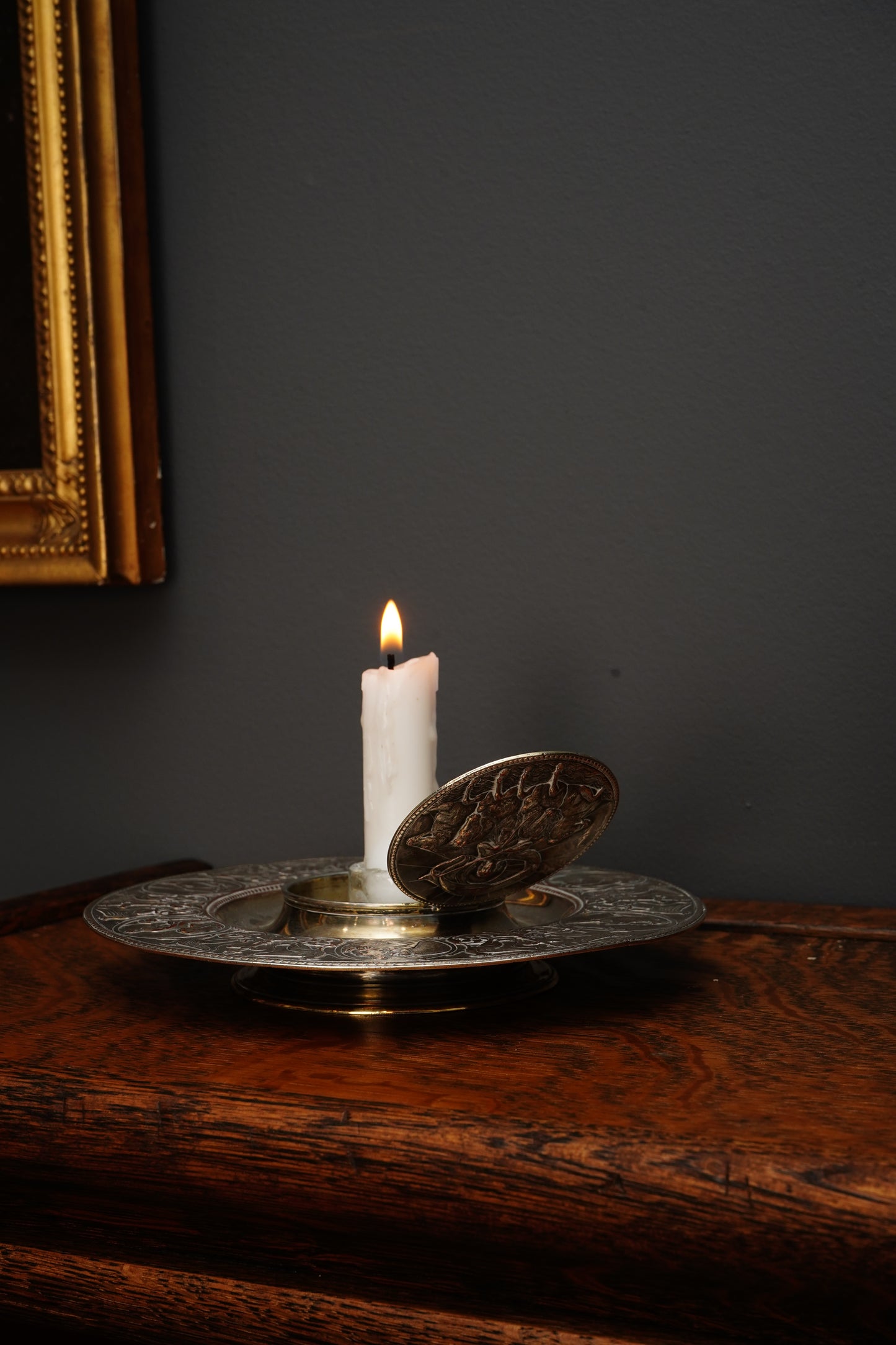 Victorian Silver-Plated Inkwell Depicting Boudica in Chariot – Neoclassical Revival Desk Accessory