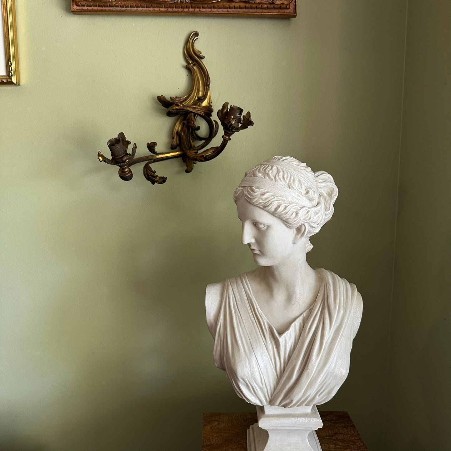 Antique French Rococo Gilt Bronze Wall Sconces (Pair) | Antique French Bronze Wall Lighting