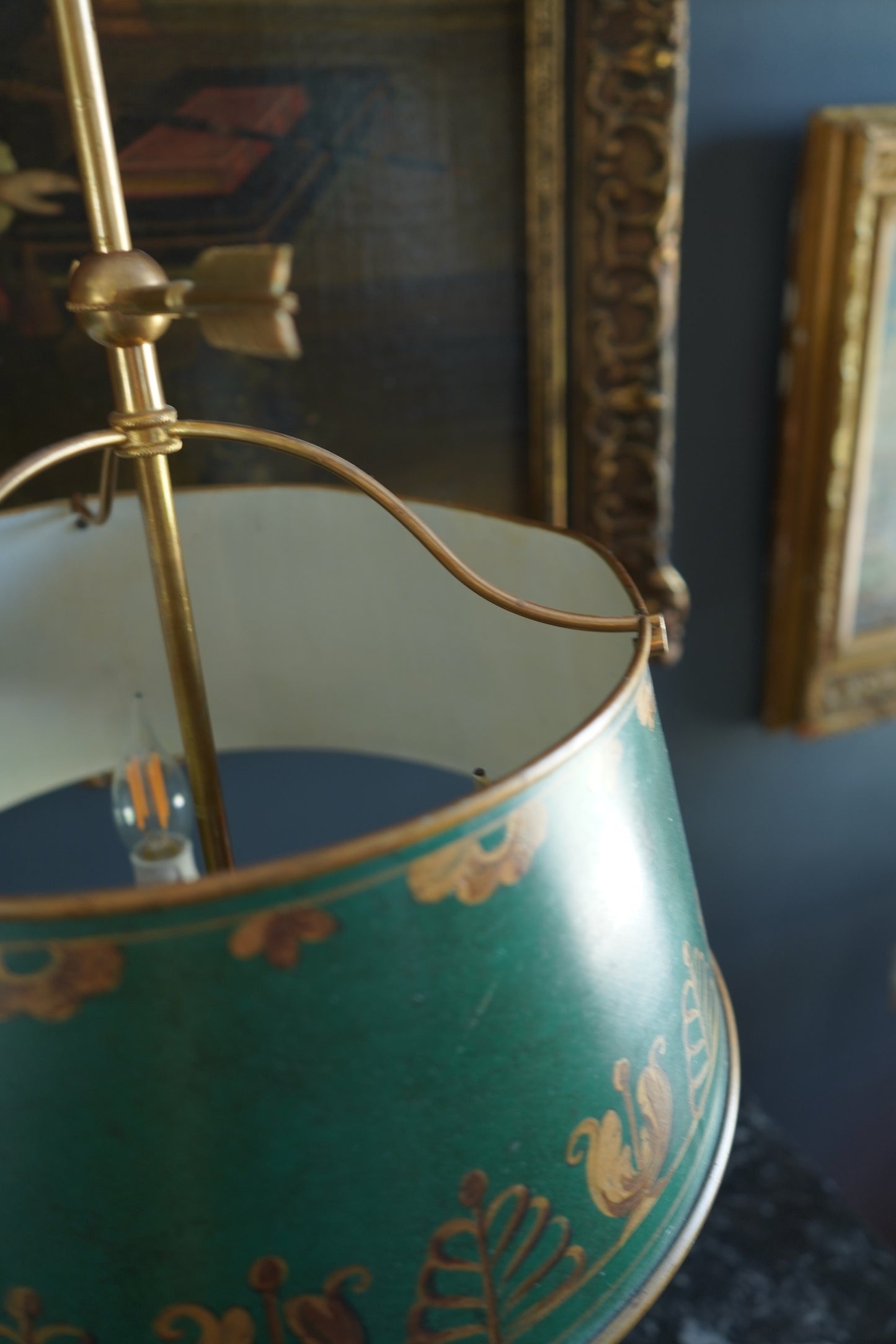 Antique French Bouillotte Lamp with Hand-Painted Tole Shade | Gilt Bronze / Brass Mix, Neoclassical, c.1920