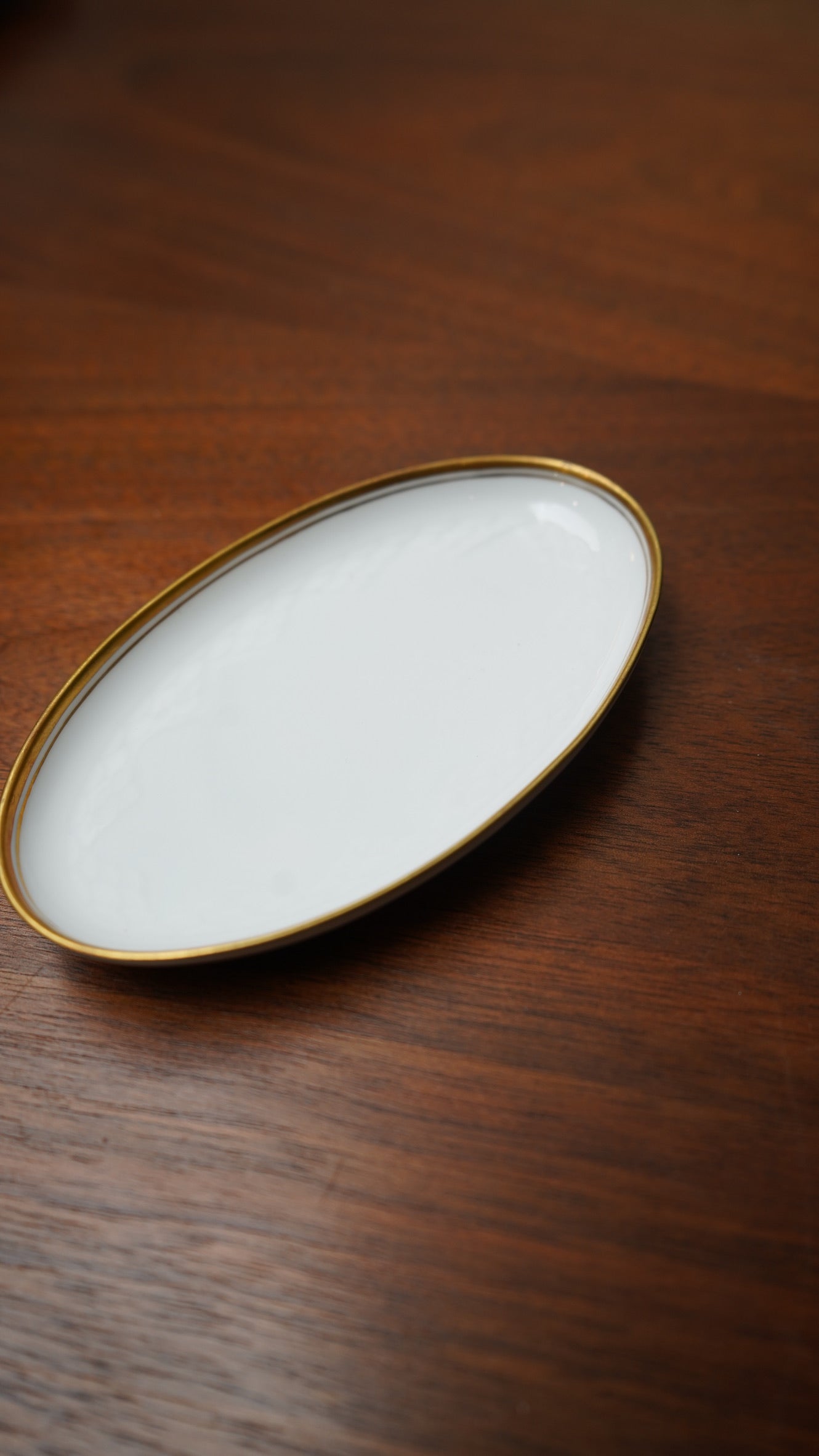 Royal Copenhagen White Porcelain Oval Ring Dish with Gold Rim – Made in Denmark