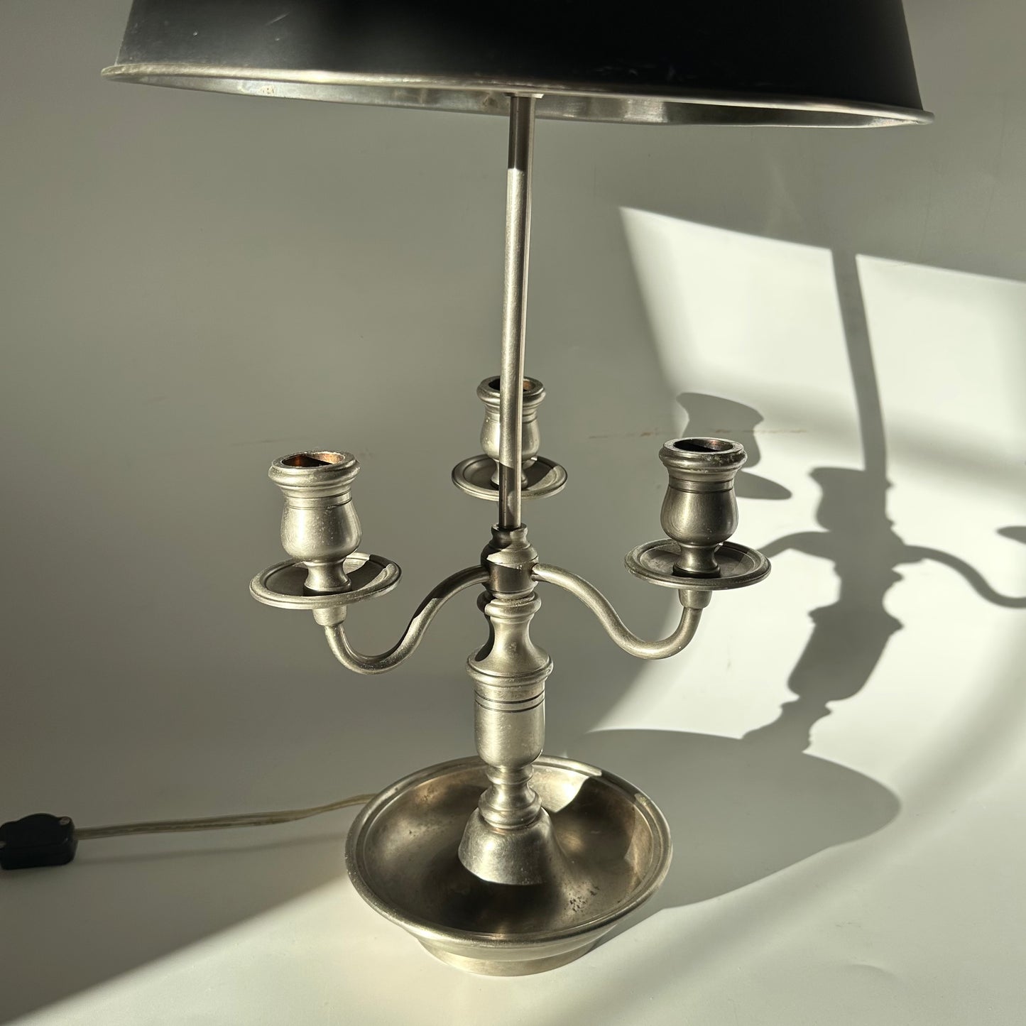 Bouillotte-Style Pewter Lamp with Adjustable Metal Shade & Dual Light Settings