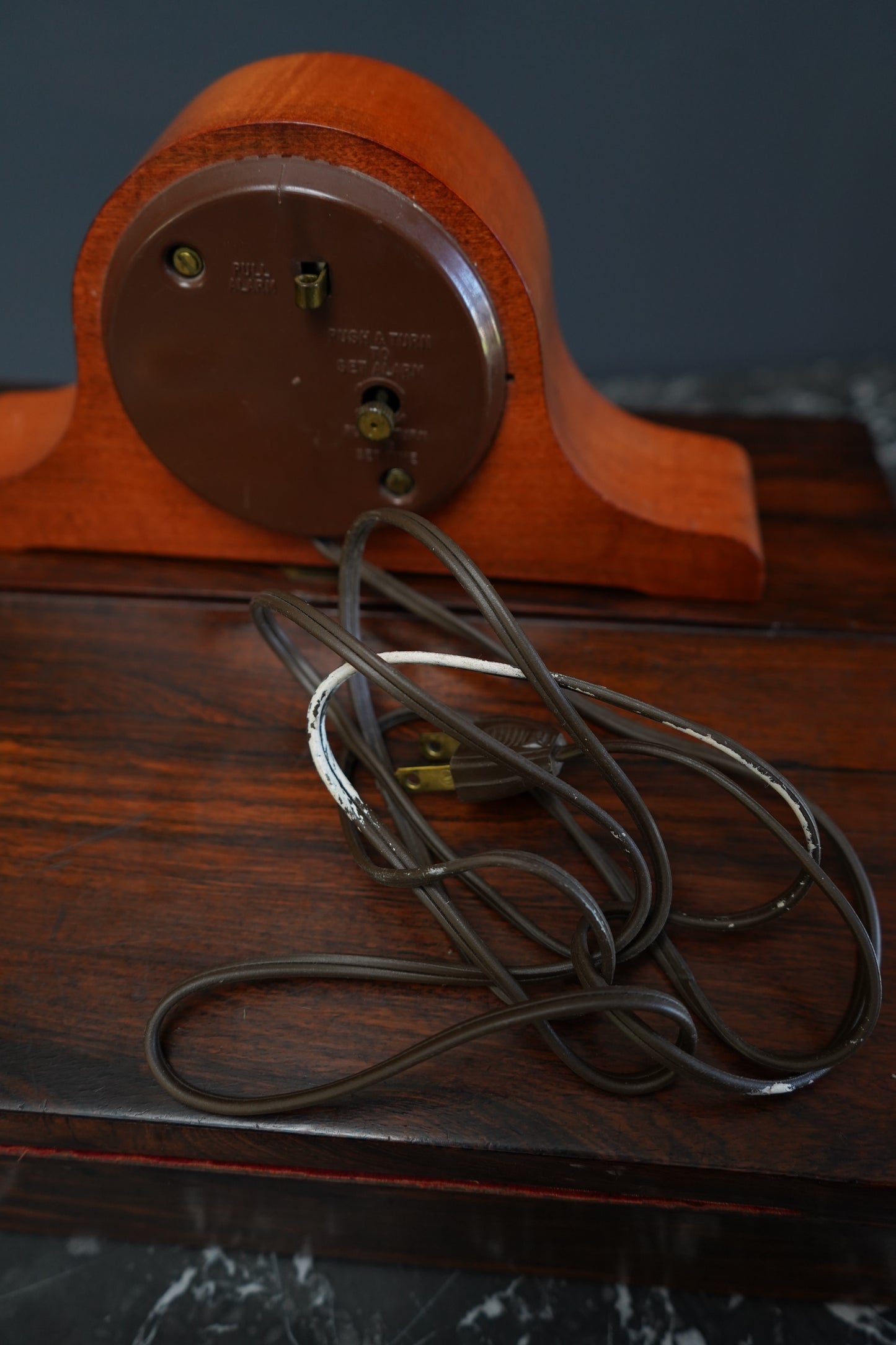 Vintage Seth Thomas Electric Mantel Clock – Mid-Century Tambour Alarm