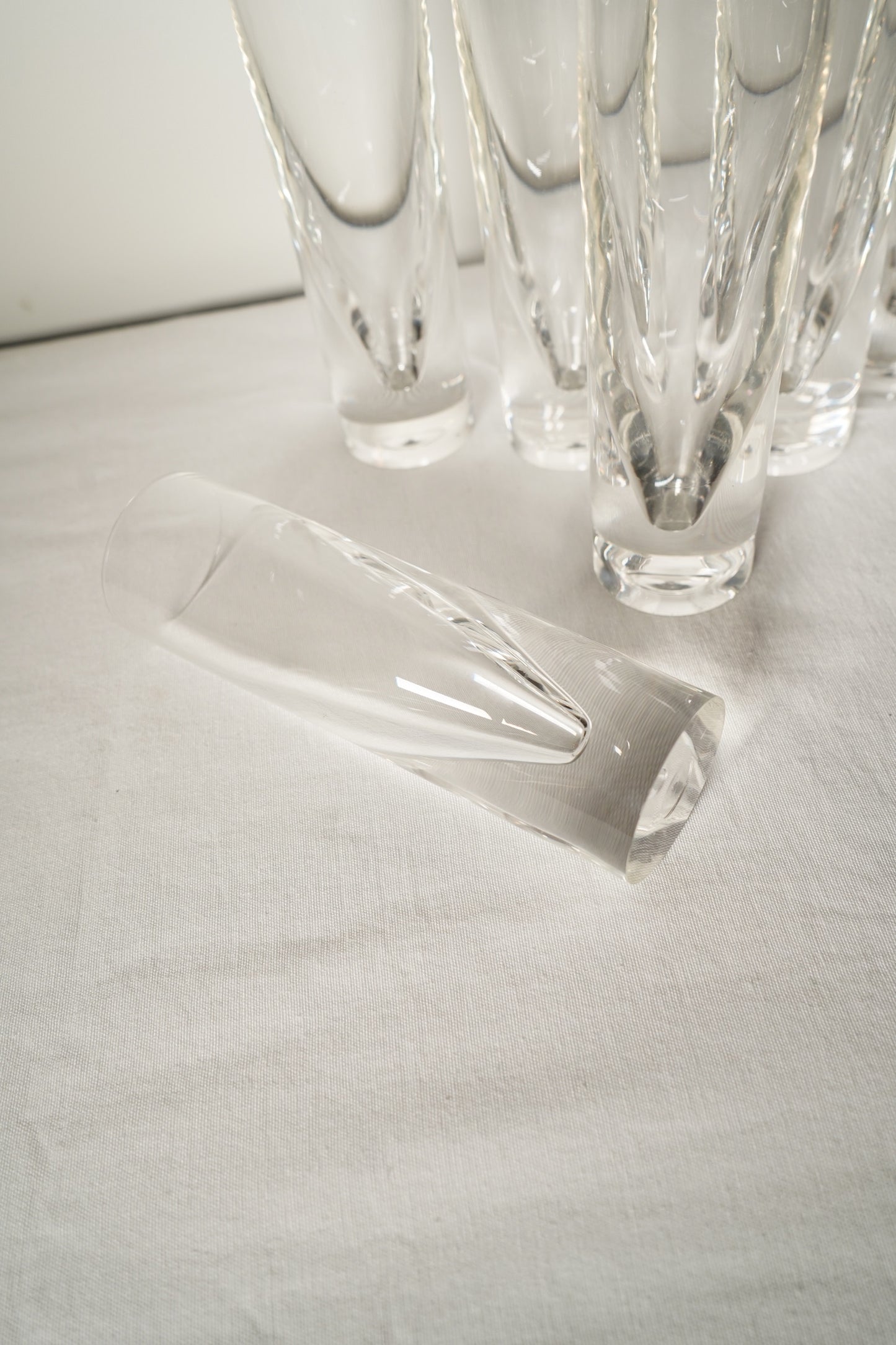 Set of Six 1970s Lucite Sculptural Highball Tumblers, Italian Modernist Style Barware