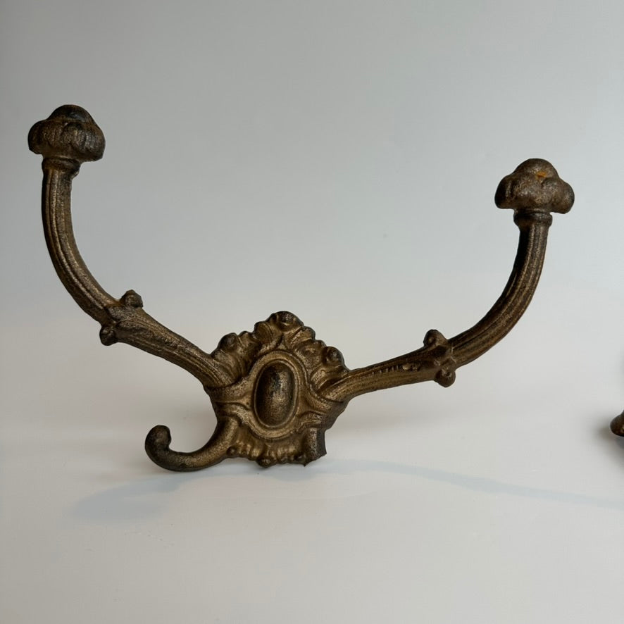 Antique Victorian Cast-Brass Quadruple Wall Hooks – Hat, Coat & Umbrella Hangers, Set of 3