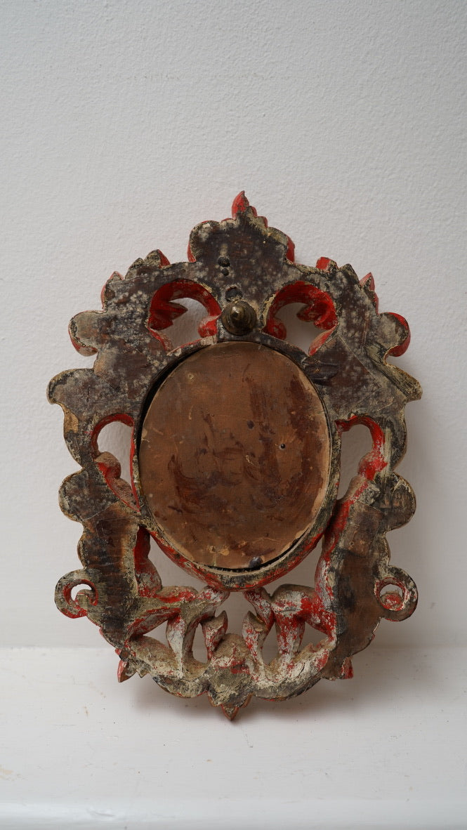 Pair of Giltwood Wall Plaques after William Wetmore Story (c. 1860–80) – Neo-Classical Portrait & Armorial