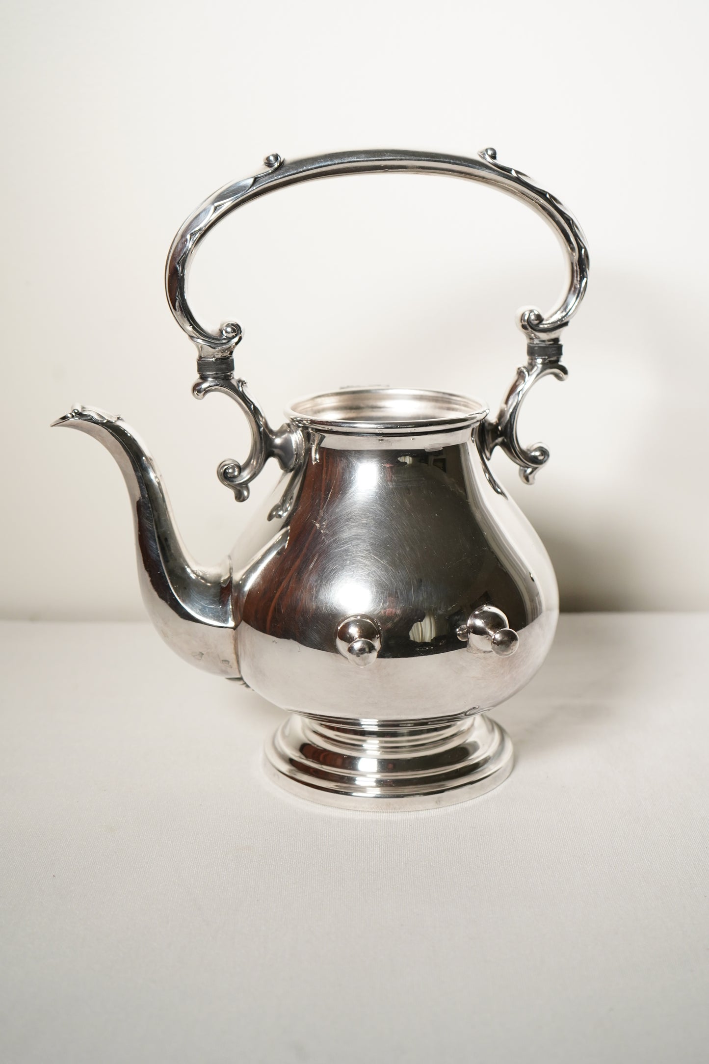Georgian Castle Silver-Plated Hot Water Kettle by International Silver Co. 1406