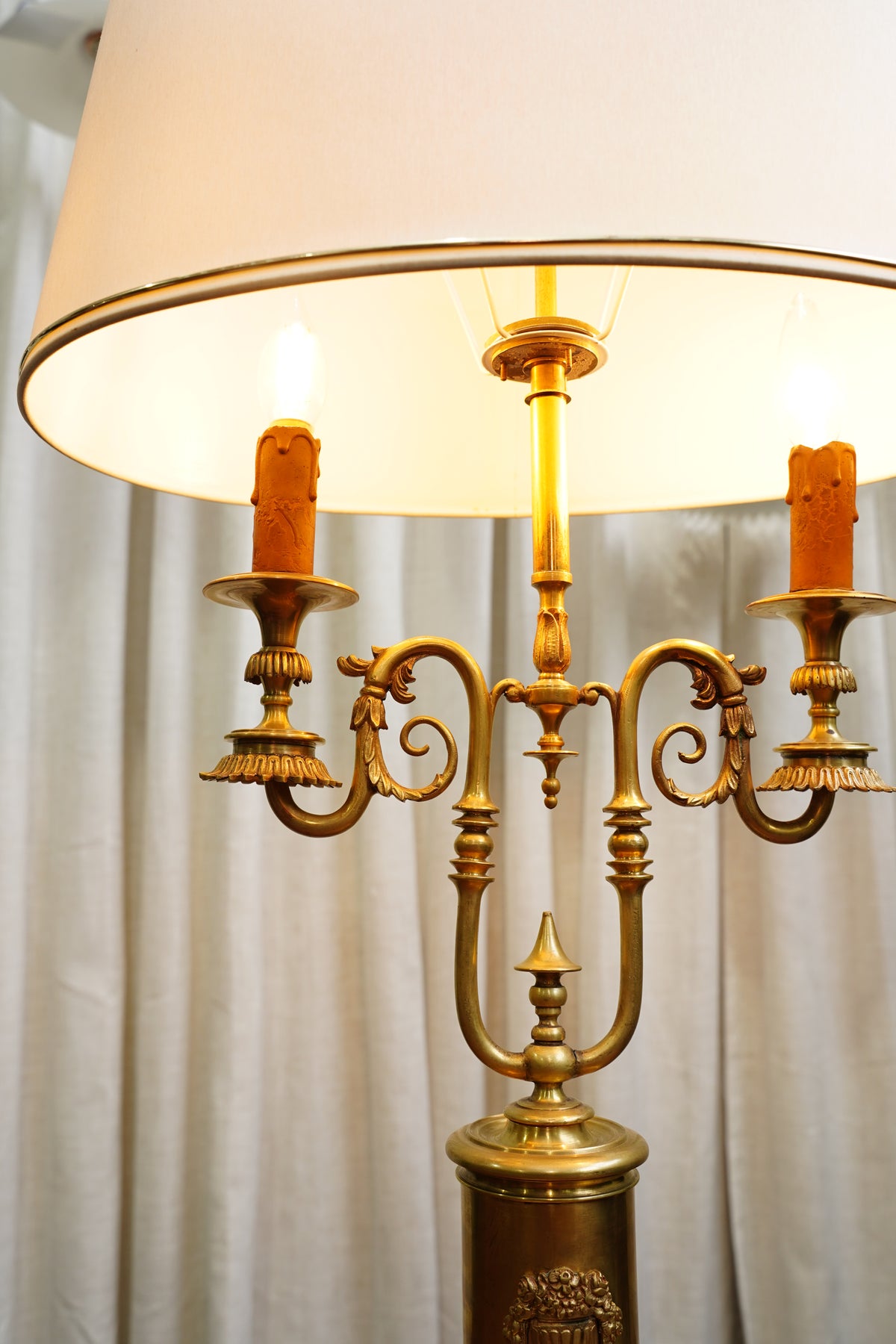 Vintage Louis XVI Style Brass Bouillotte Lamp