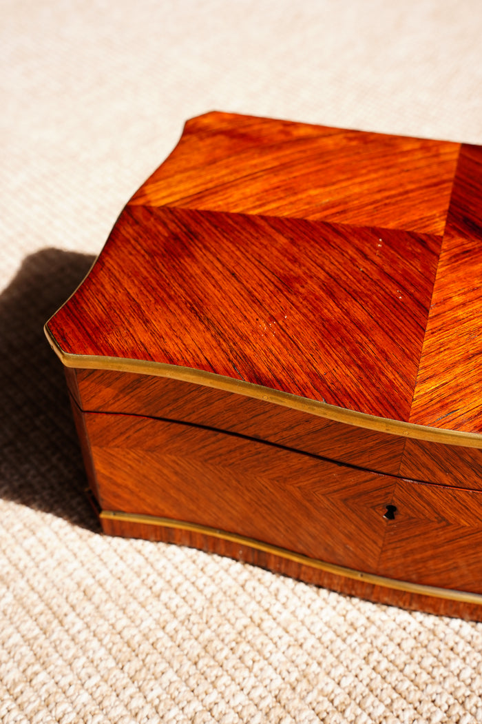 Antique Napoleon III Rosewood Jewelry Box detail