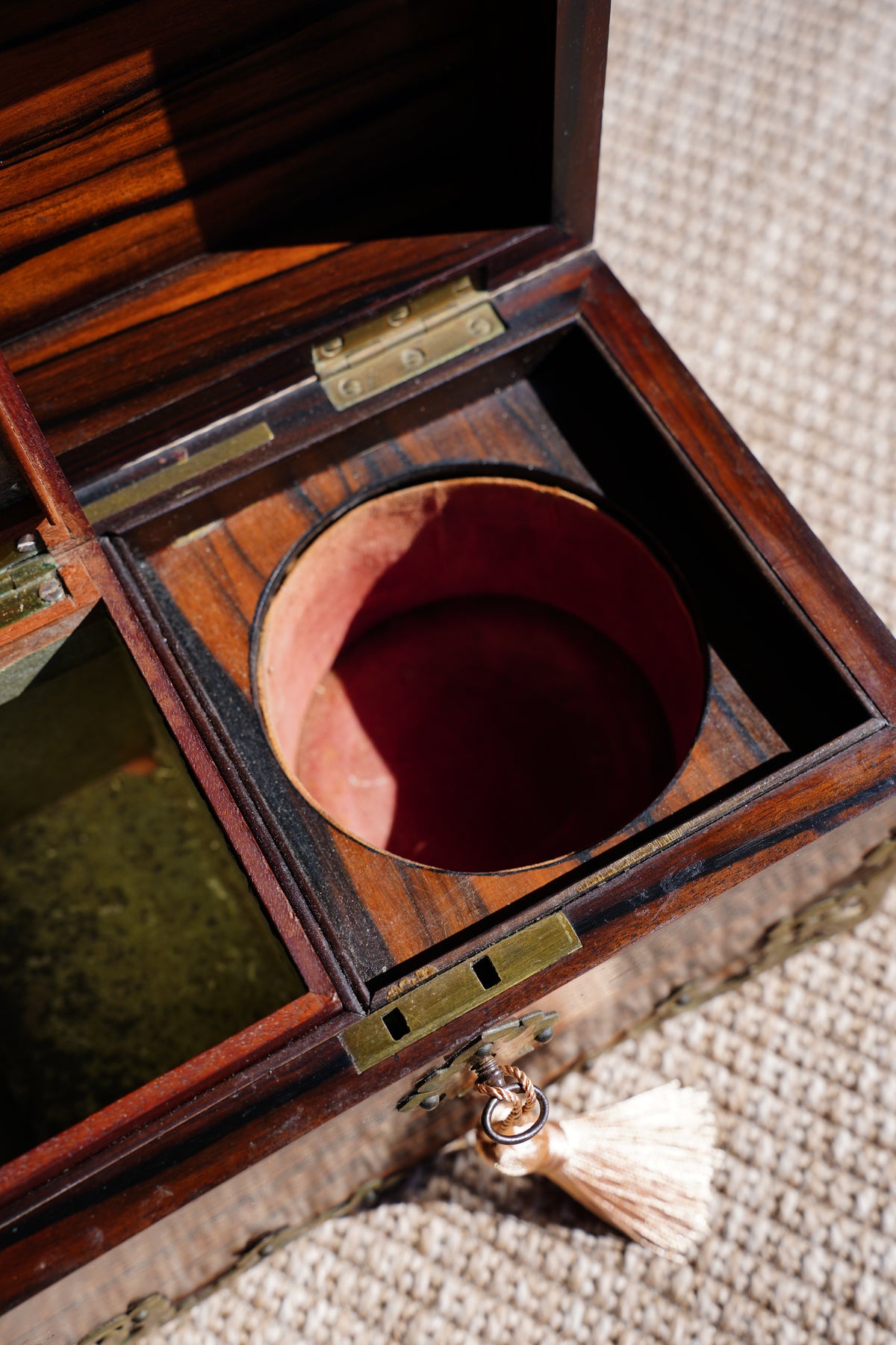 Antique Georgian Rosewood Domed Tea Caddy