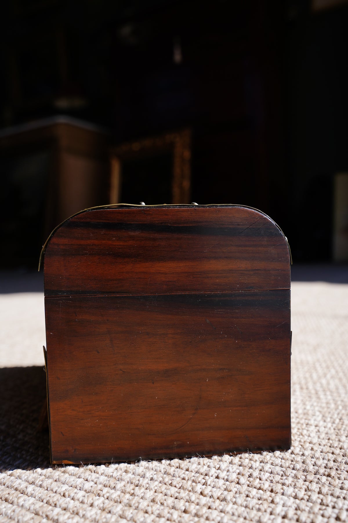 Antique Georgian Rosewood Domed Tea Caddy
