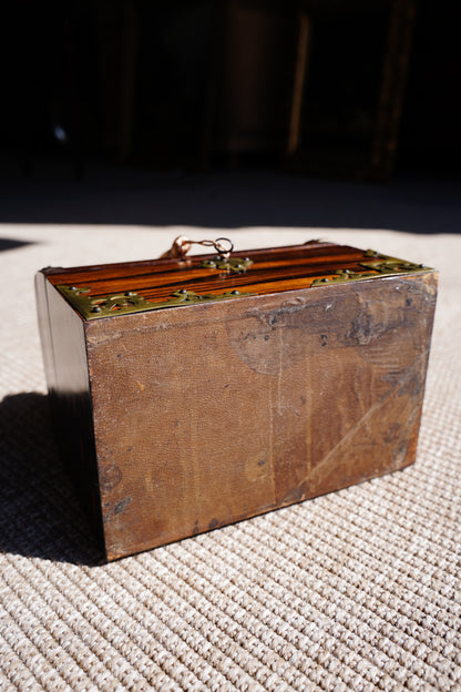 Antique Georgian Rosewood Domed Tea Caddy