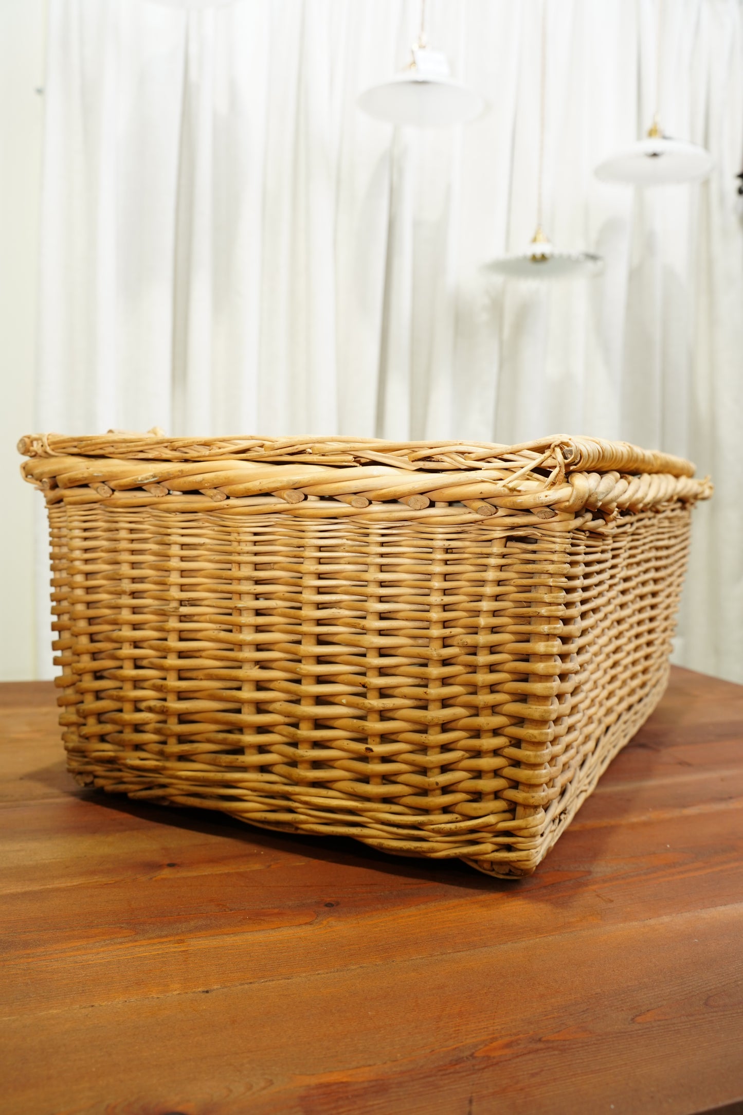 Vintage Wicker Storage Basket with Lid  *as-is*