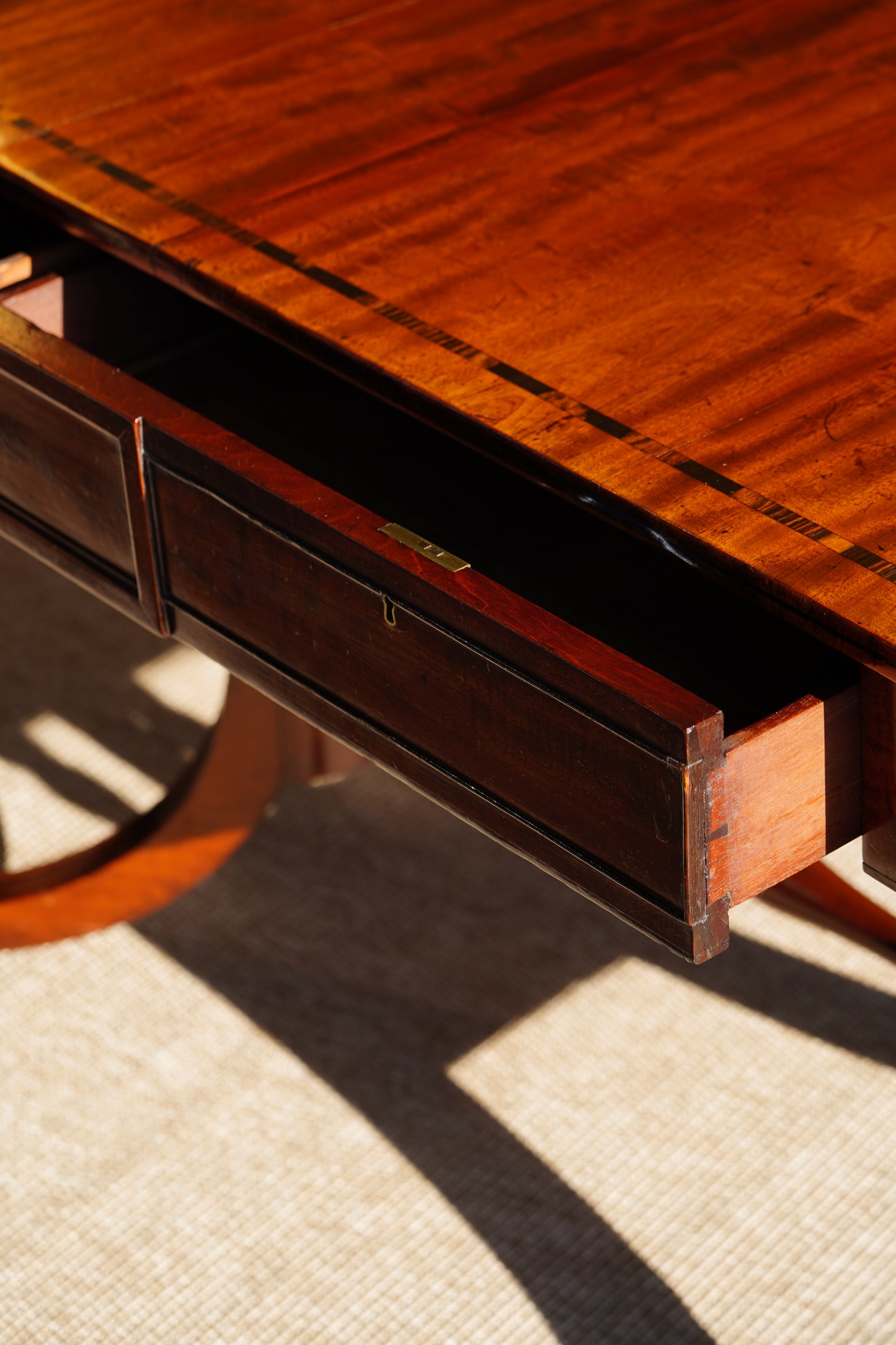 Antique English Mahogany Table with Drop Leaves, Circa 1820