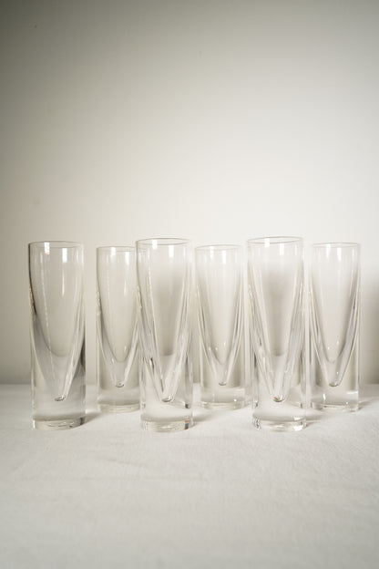 Set of Six 1970s Lucite Sculptural Highball Tumblers, Italian Modernist Style Barware