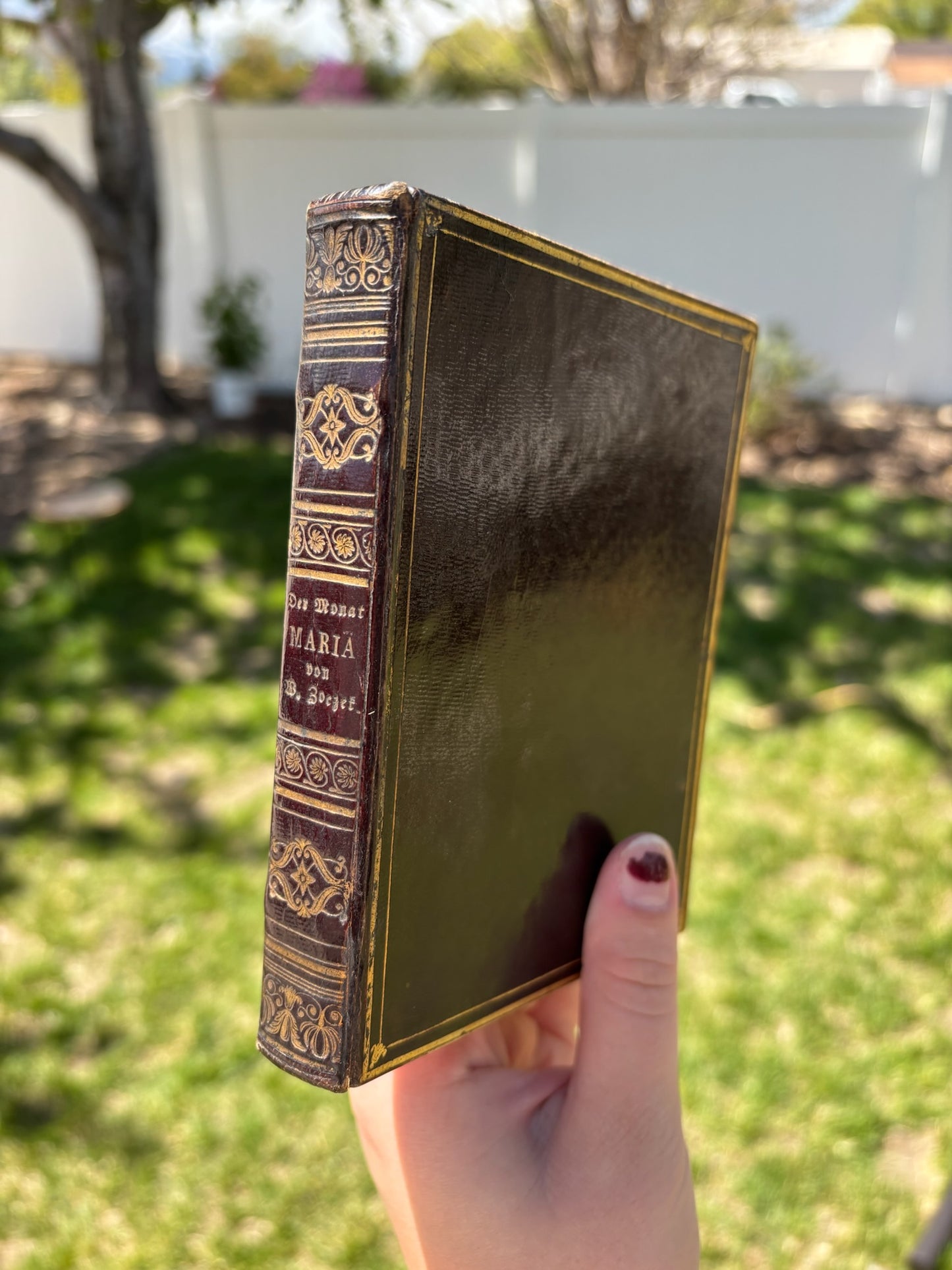 1840 "Der Monat Maria" Purple Full Leather German Book