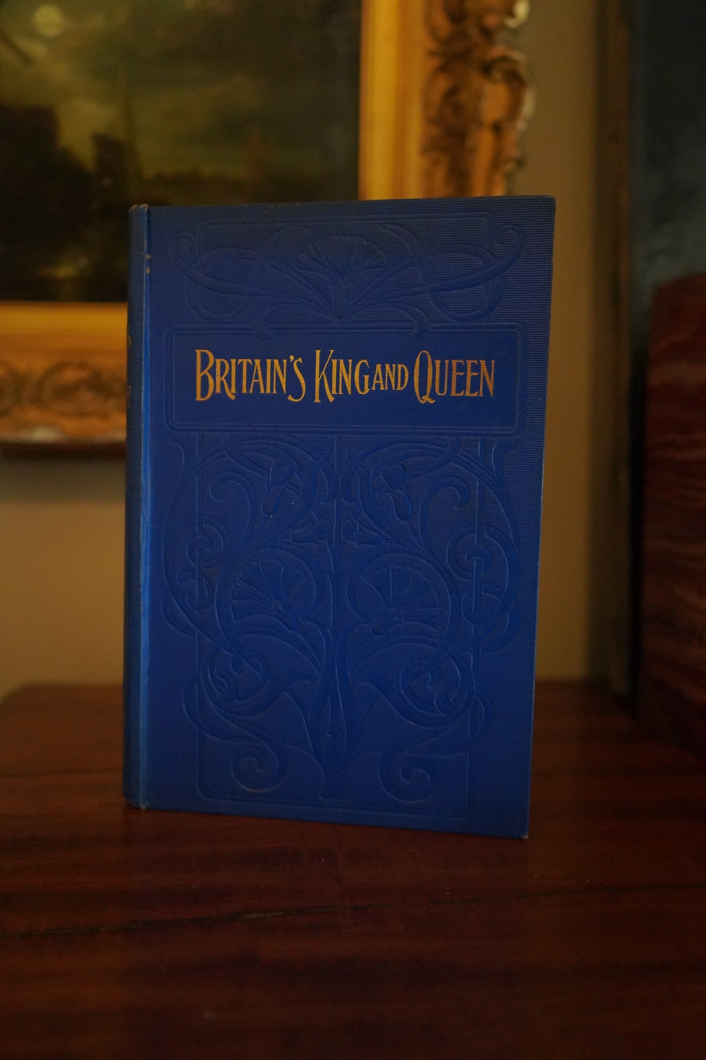 1902 " Britain’s King and Queen " Royalty Blue Cloth Book