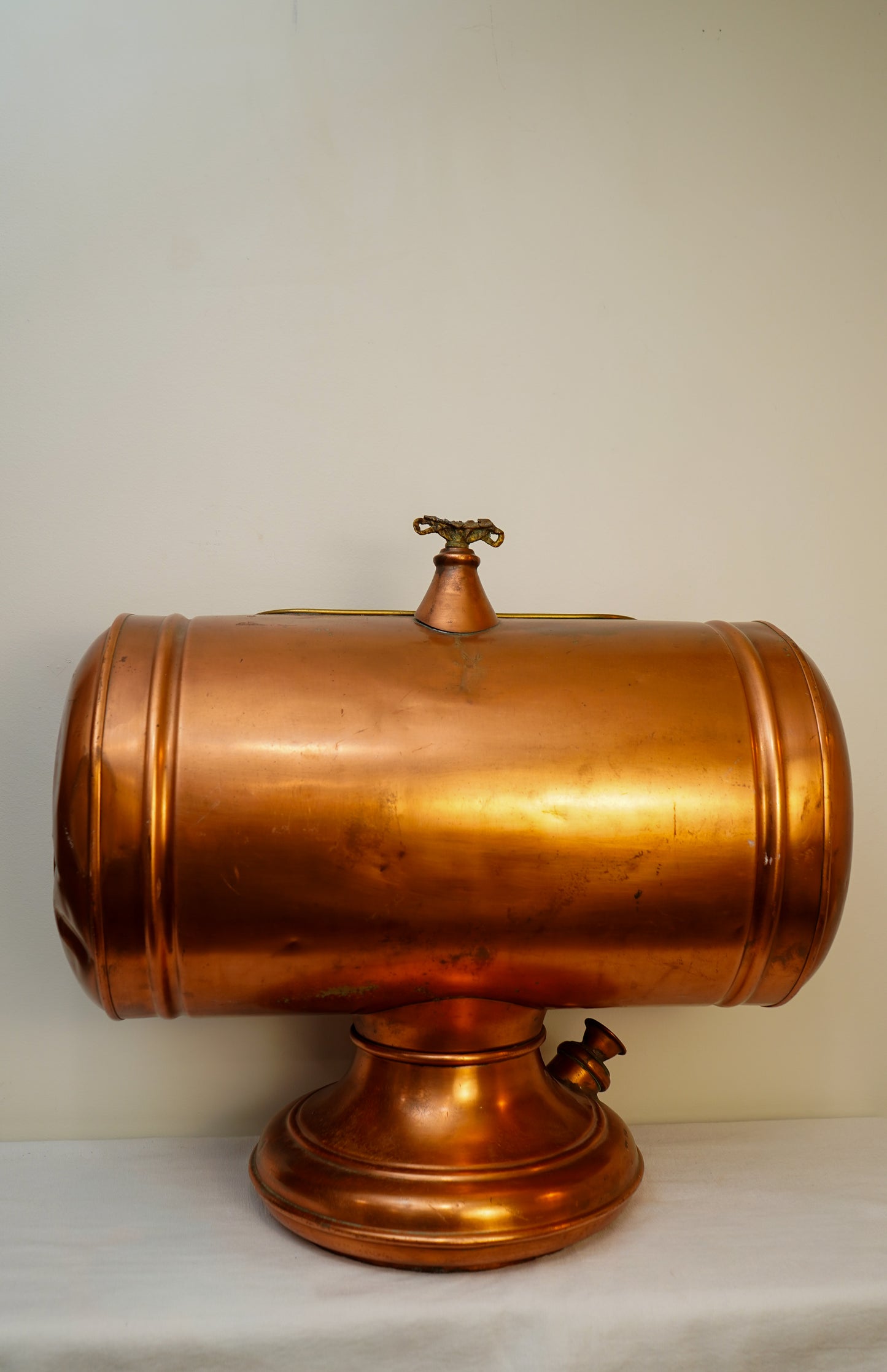 Antique Copper Planter / Ice Bucket or Firewood Holder