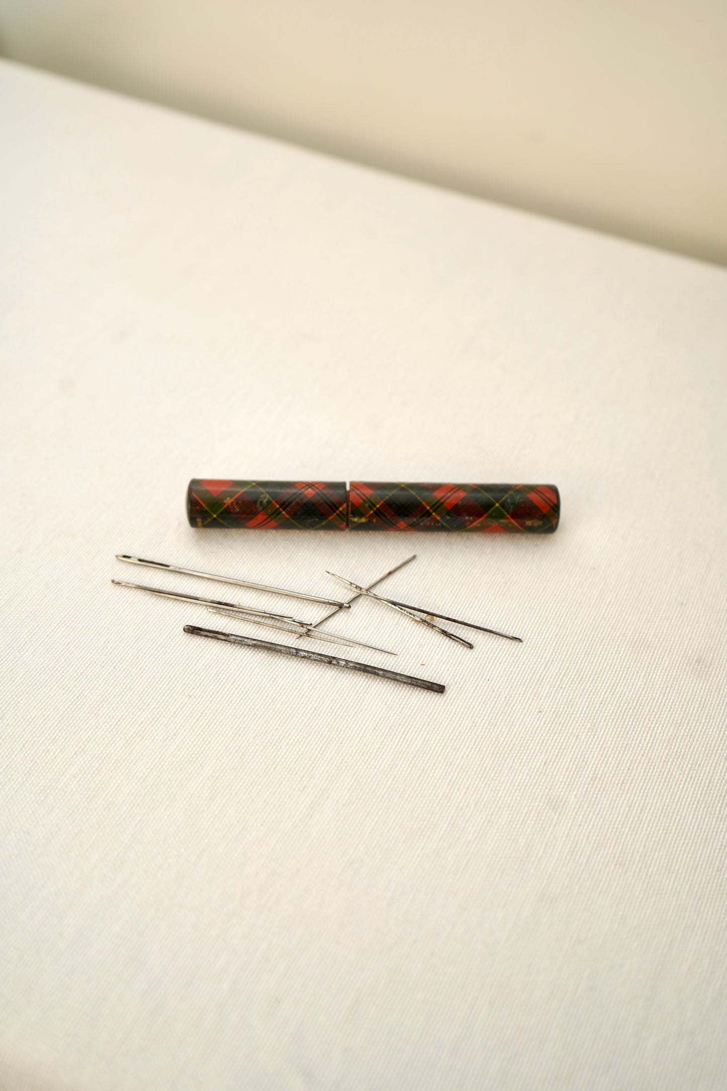 Victorian Scottish Tartanware Needle Case with Needles, McPherson Tartan, c. 1870–1900