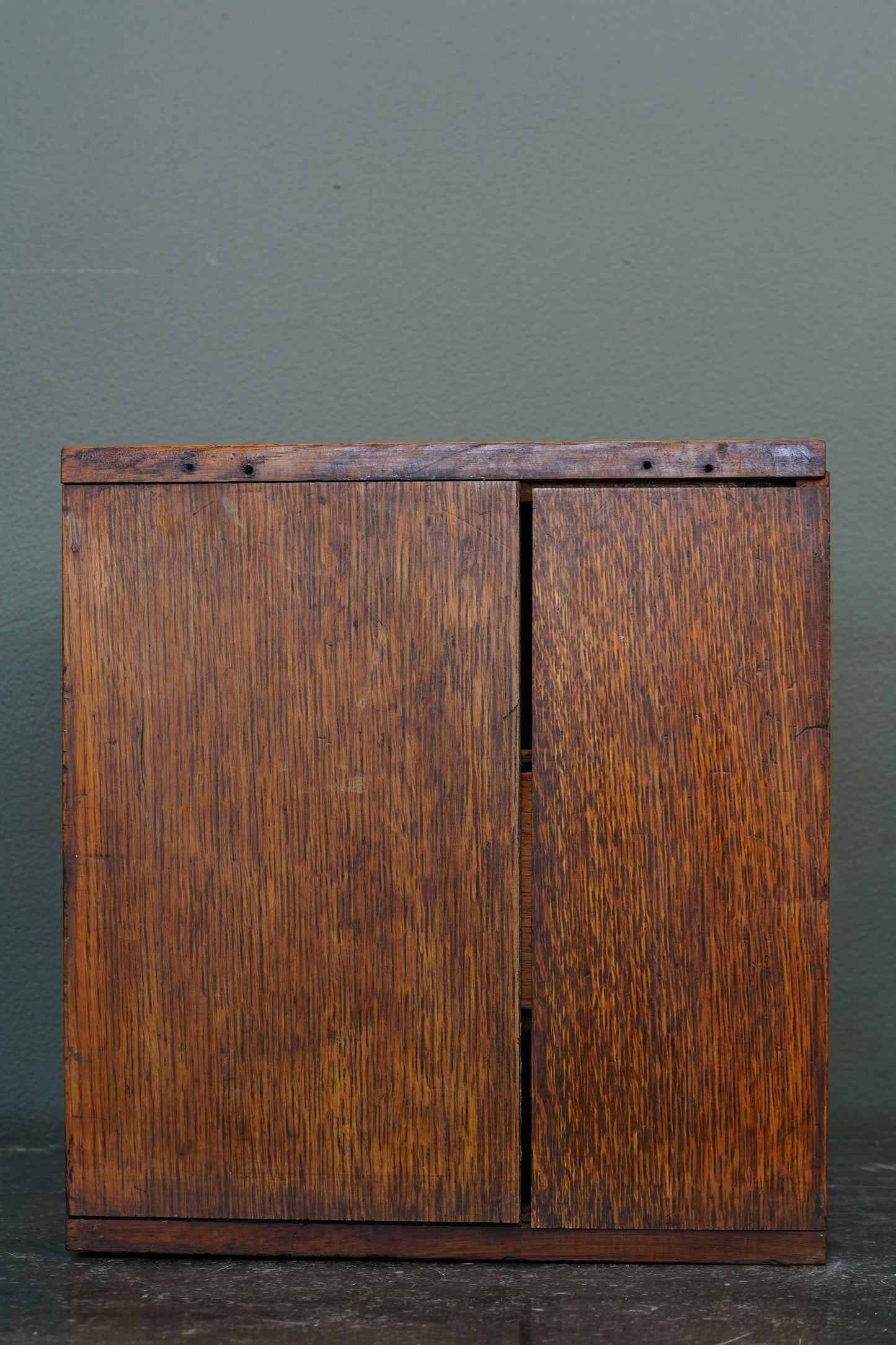 Antique Edwardian English Quartersawn Oak Smoker's Cabinet