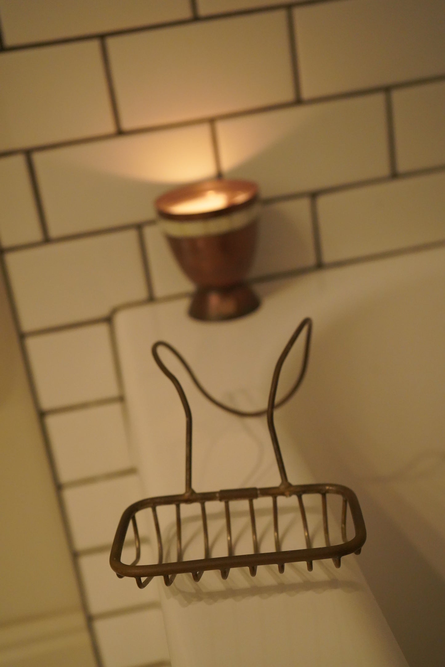 Antique Brass Tub-Mounted Soap Holder Basket