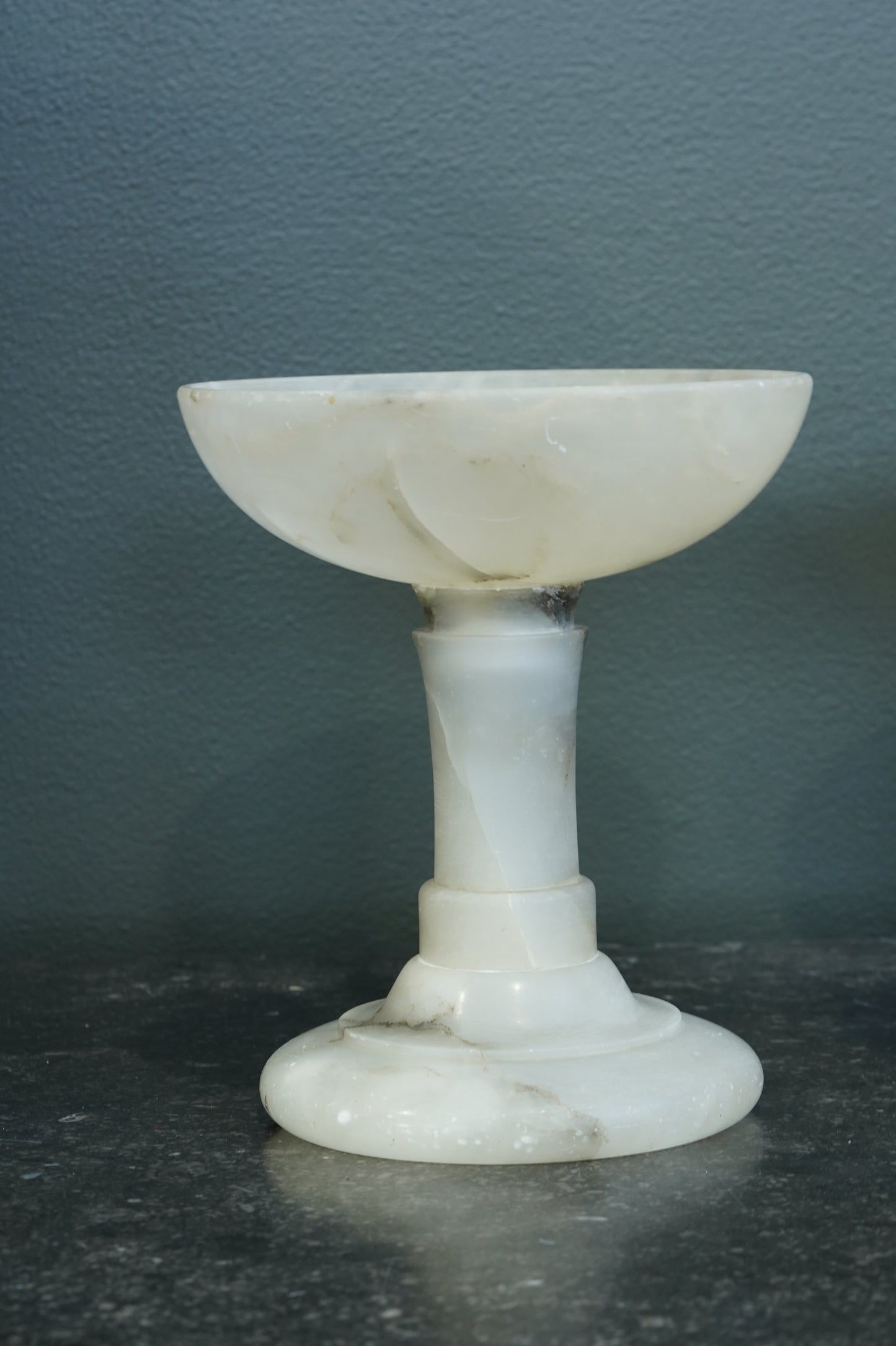 Pair of English Edwardian Alabaster Tazzas, Circa 1900