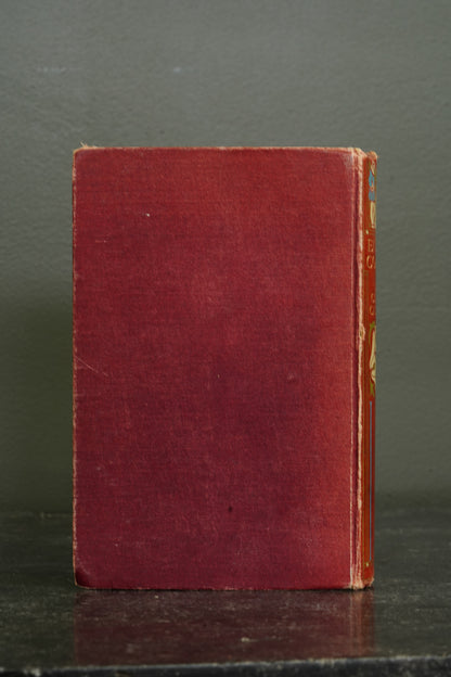Antique English Costume Book Illustrated Calthrop 1931