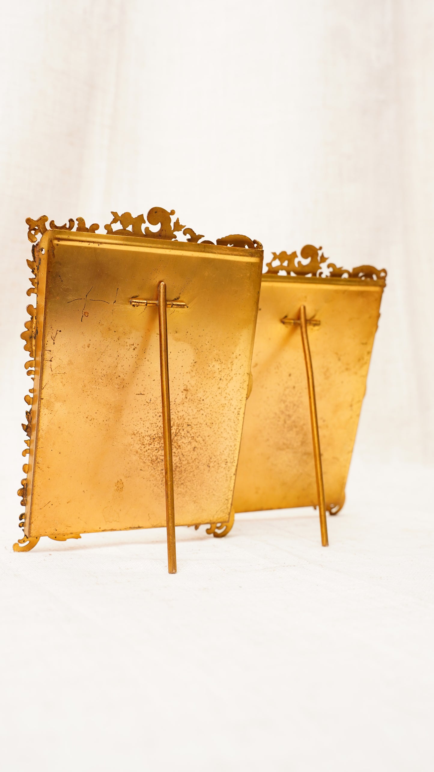 Antique English Gilt Brass Rococo Picture Frame, Ca. 1900