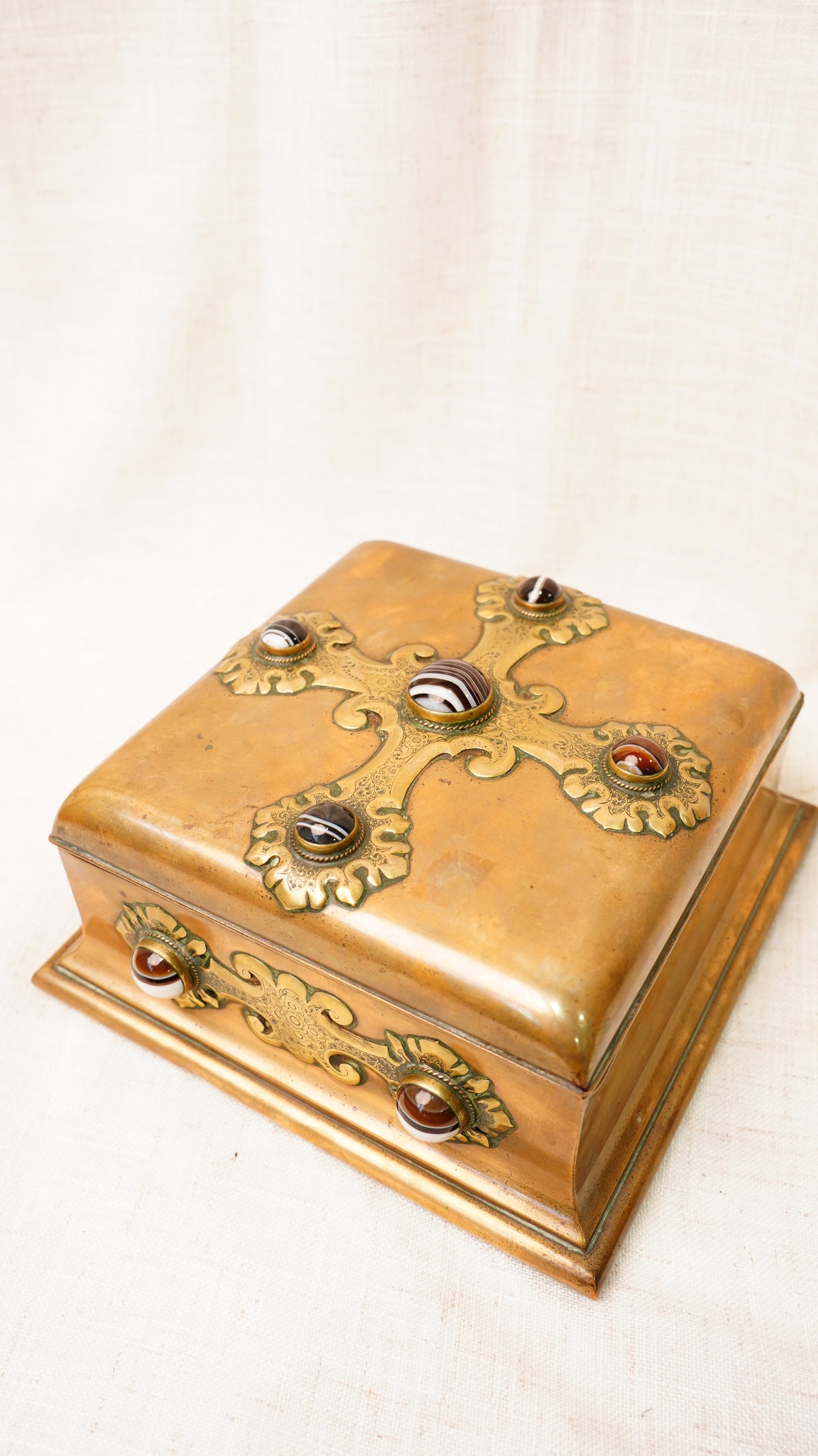 Victorian Gilt Brass Bézique Games Box with Agate Cabochons, Circa 1870