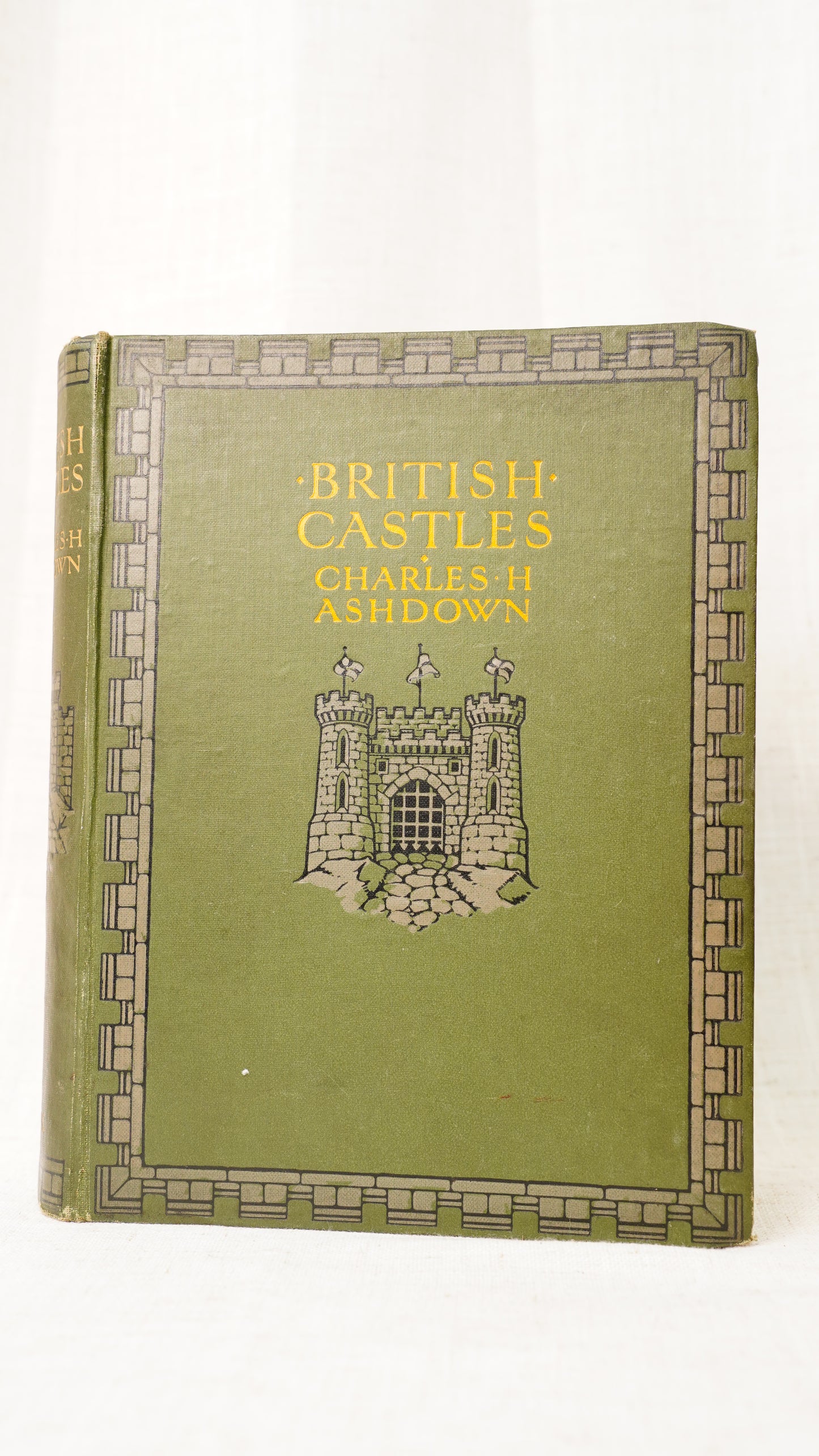 Antique British Castles Charles Ashdown 1911 Illustrated Color Plates