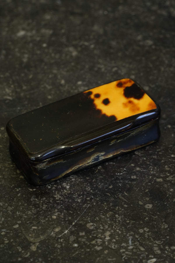 Antique Pressed Horn Snuff Box, England, Circa 1850 secondary view