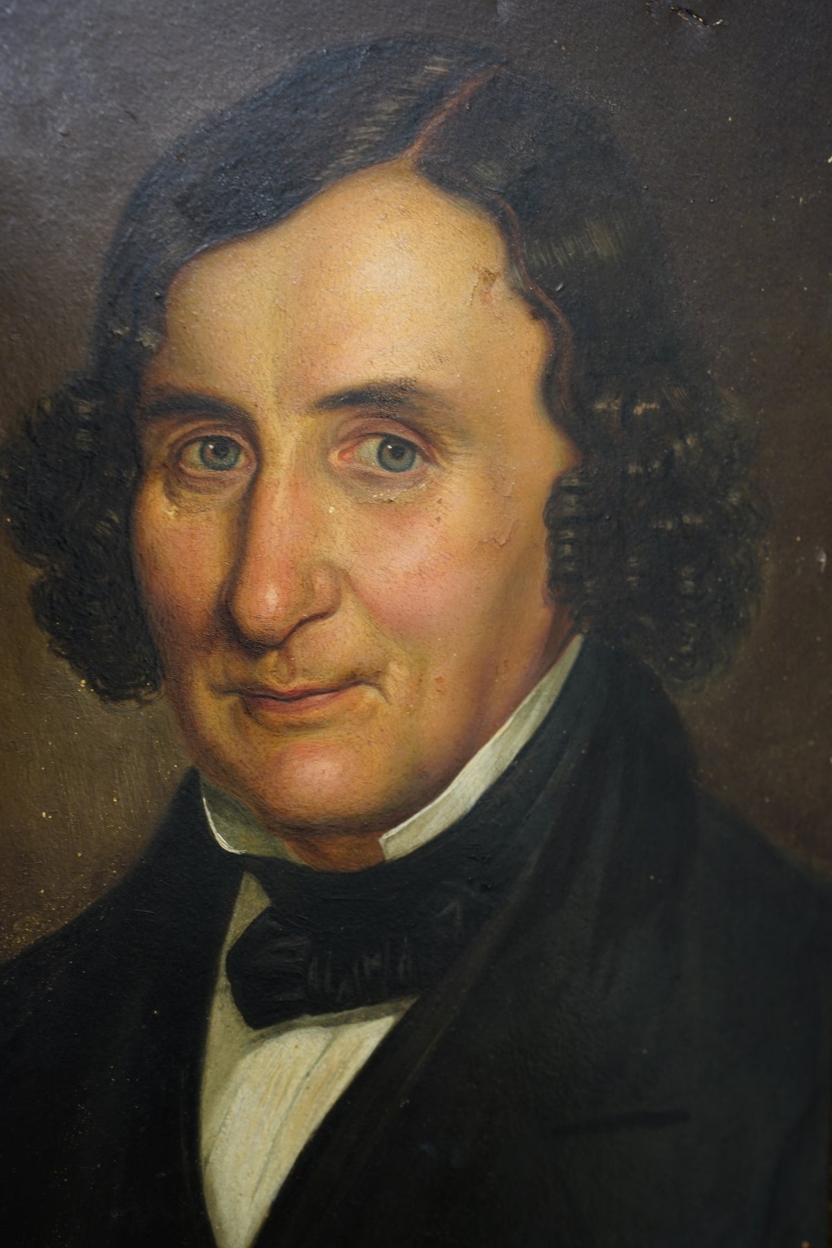 Antique Oil Portrait Painting of a Gentleman, Gilt Frame, Circa 1840
