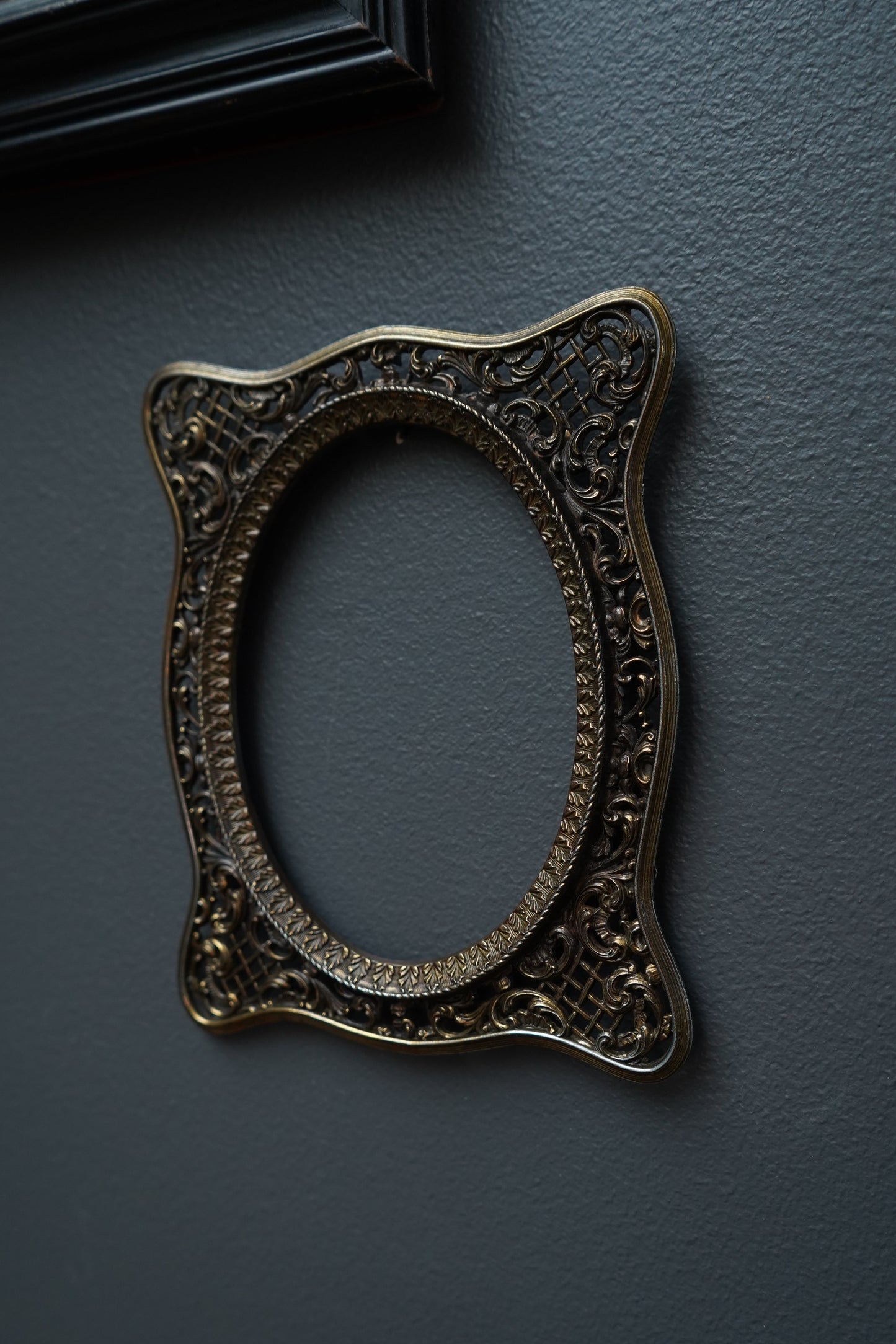 Vintage French Brass Picture Frame | Ornate Oval Openwork Photo Frame | Marked Mod. Dep. c.1930–1950