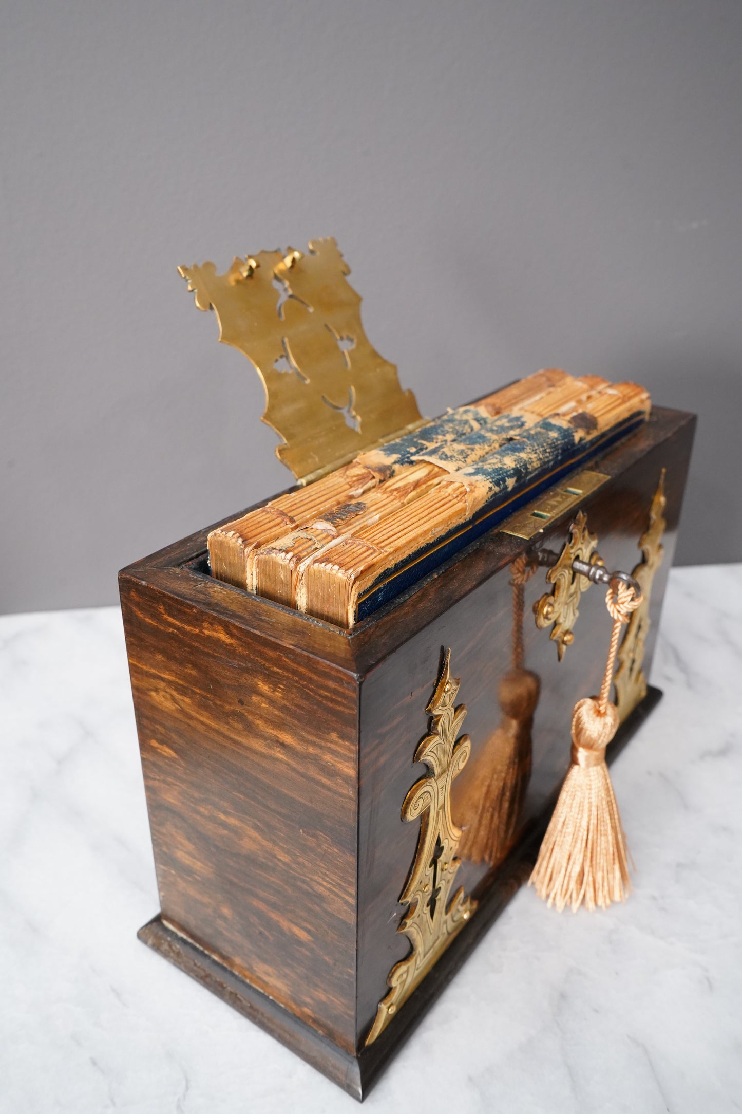 Antique Rosewood Spring Opening Stationery Box