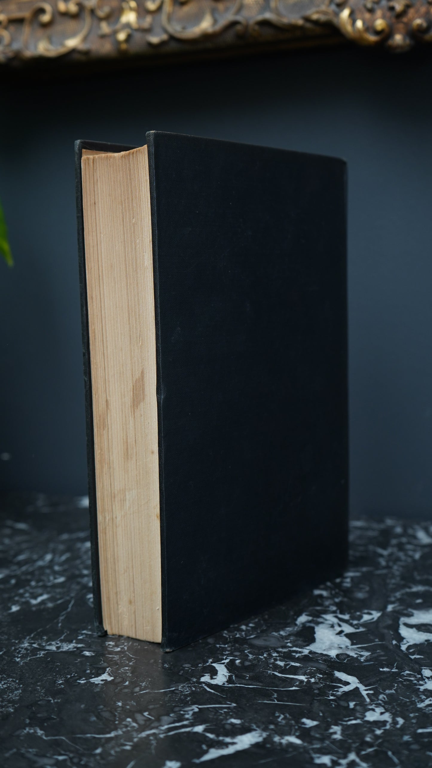 1926 "An Old-Fashioned Girl" Victorian Cloth Book